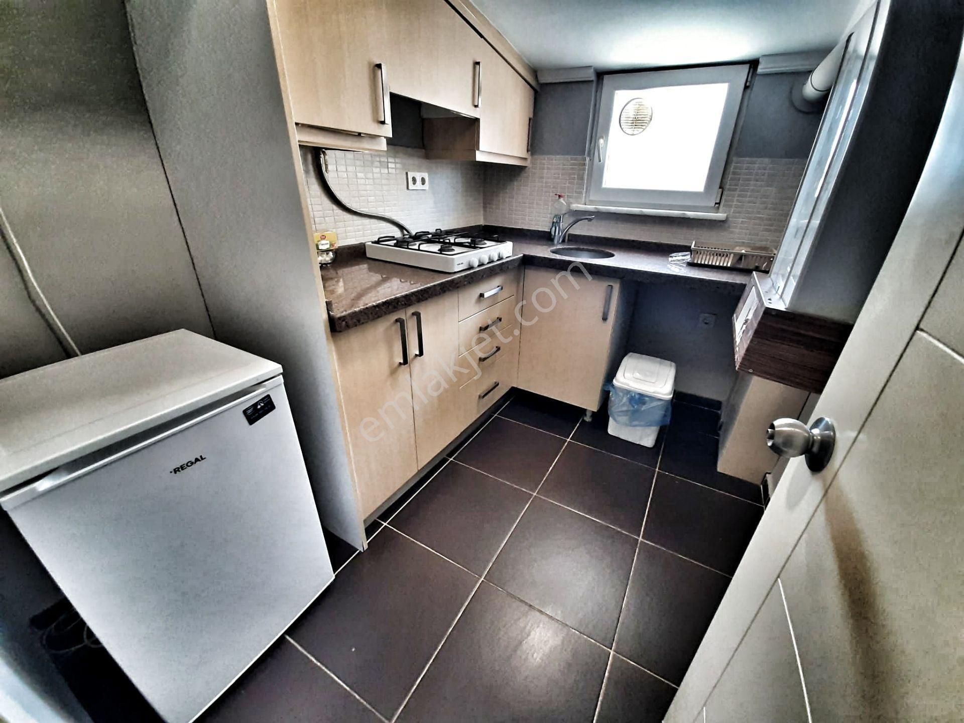 Yeni Adliye Arkası-metro-e5-hastane Yakını 2-3 Kişilik Mutfaklı 1+1 Lüks Suiteler - Görsel 10