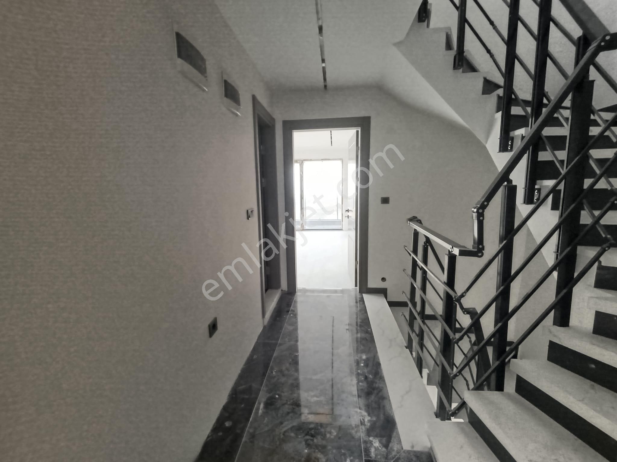 Balıkesir Bandırma Hacıyusuf Mah. 4+1 Satılık Sıfır Villa Deniz Manzaralı - Görsel 13