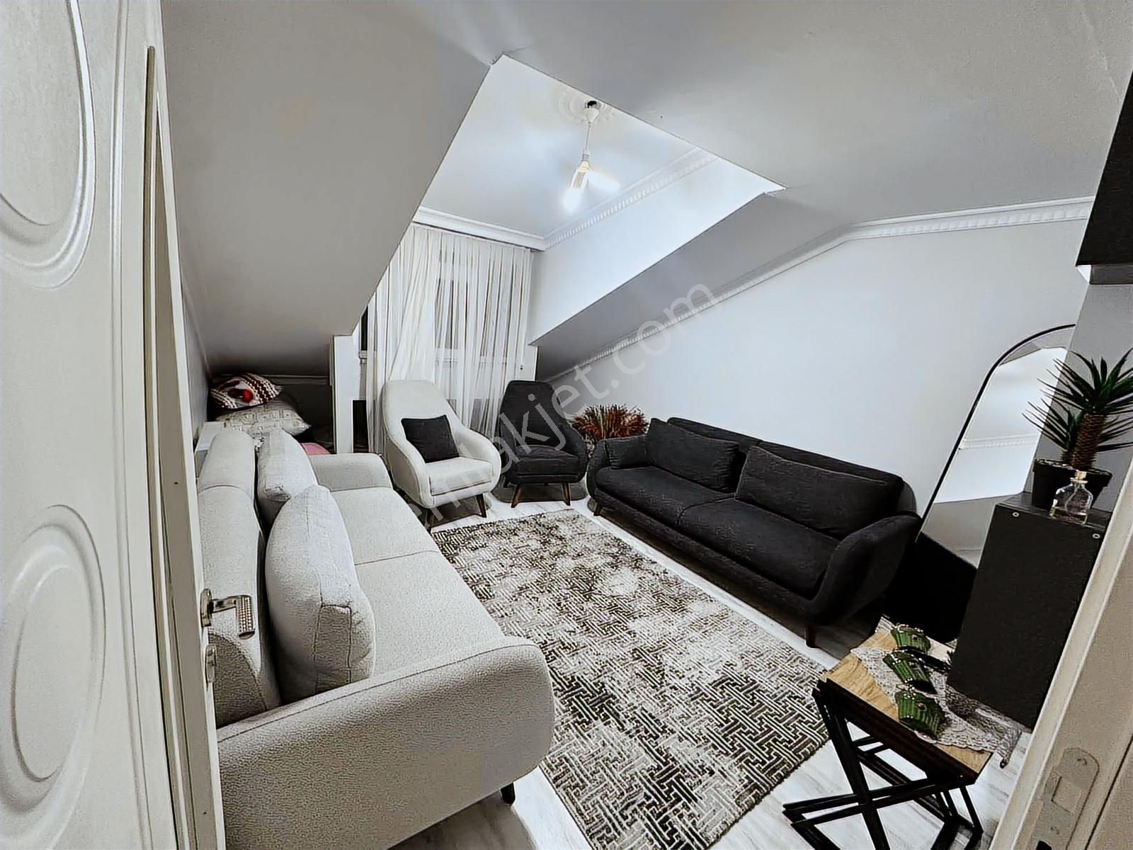 Merkeze Yürüme Mesasfesınde Satılık 4+2 Dubleks Daire - Görsel 2