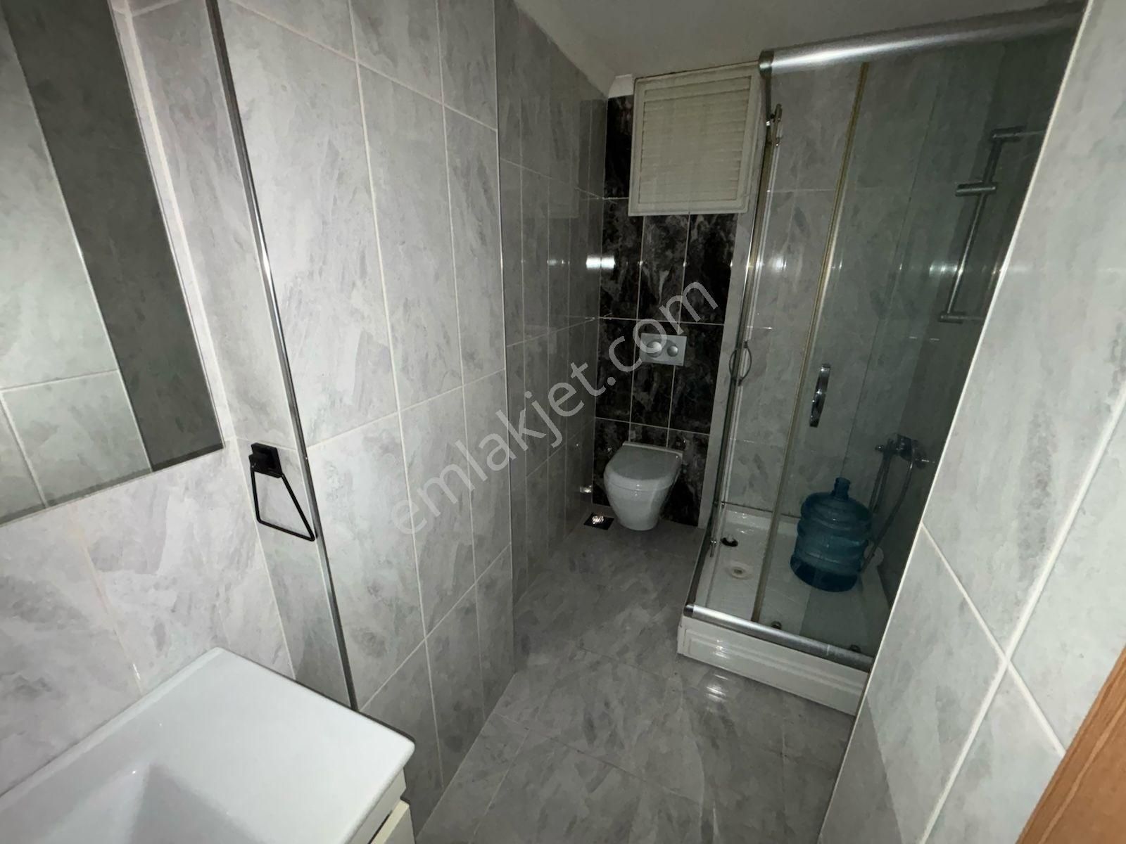 F-l Emlaktan Metro Yakını 2+1 Yeni Evliye Kariyerli Bekara 2.kat - Görsel 20