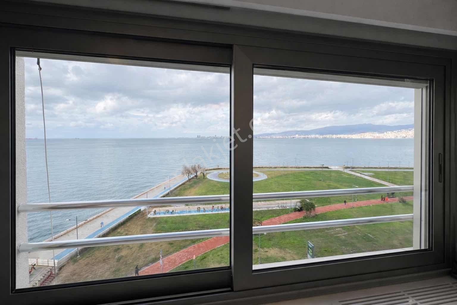 1.kordon Deniz Manzaralı Modern Dekorasyonlu Satılık Ofis 180 M2 - Görsel 2