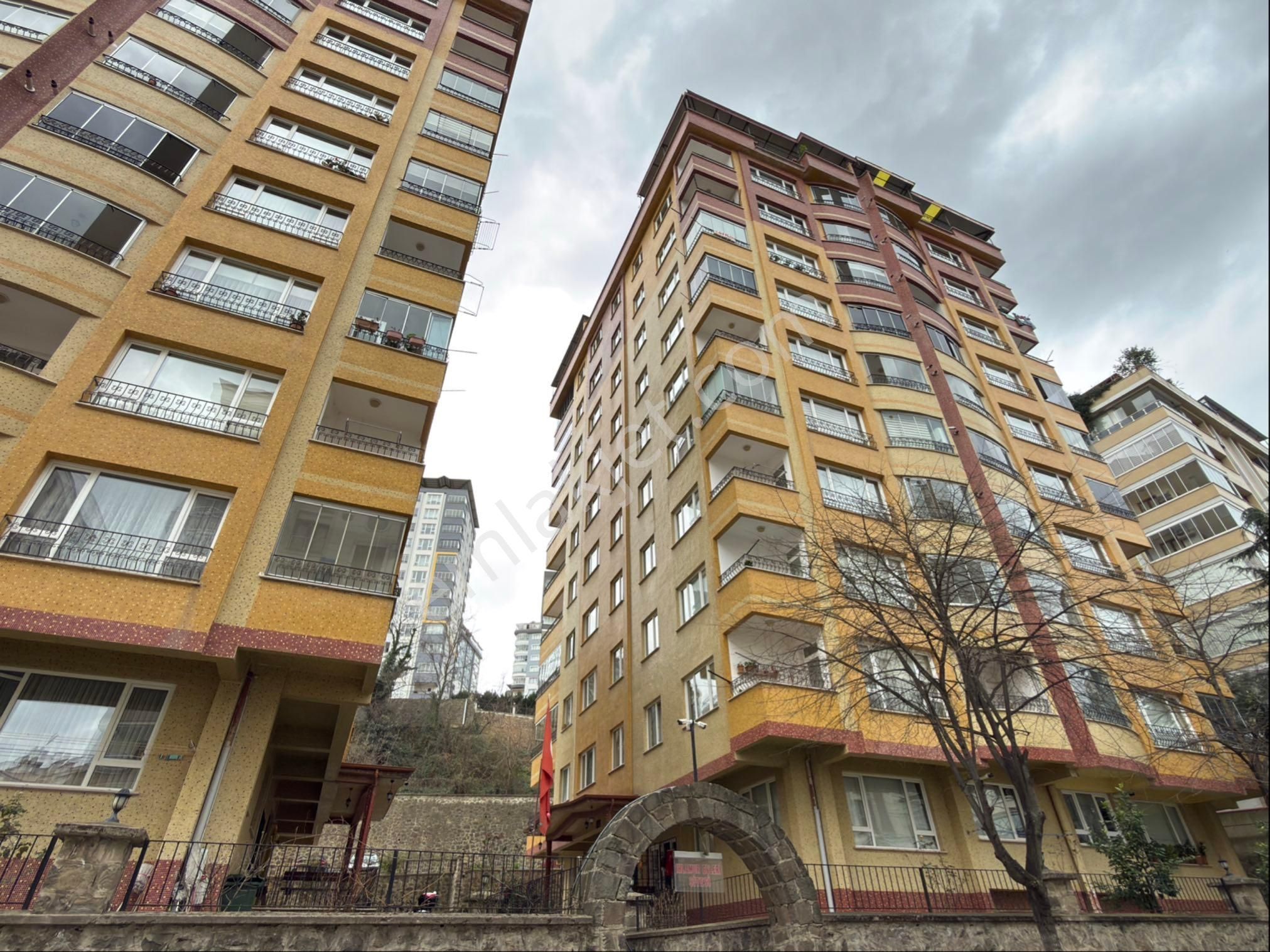 Trabzon Ortahisar Çukurçayır'da Satılık Site İçi Daire.