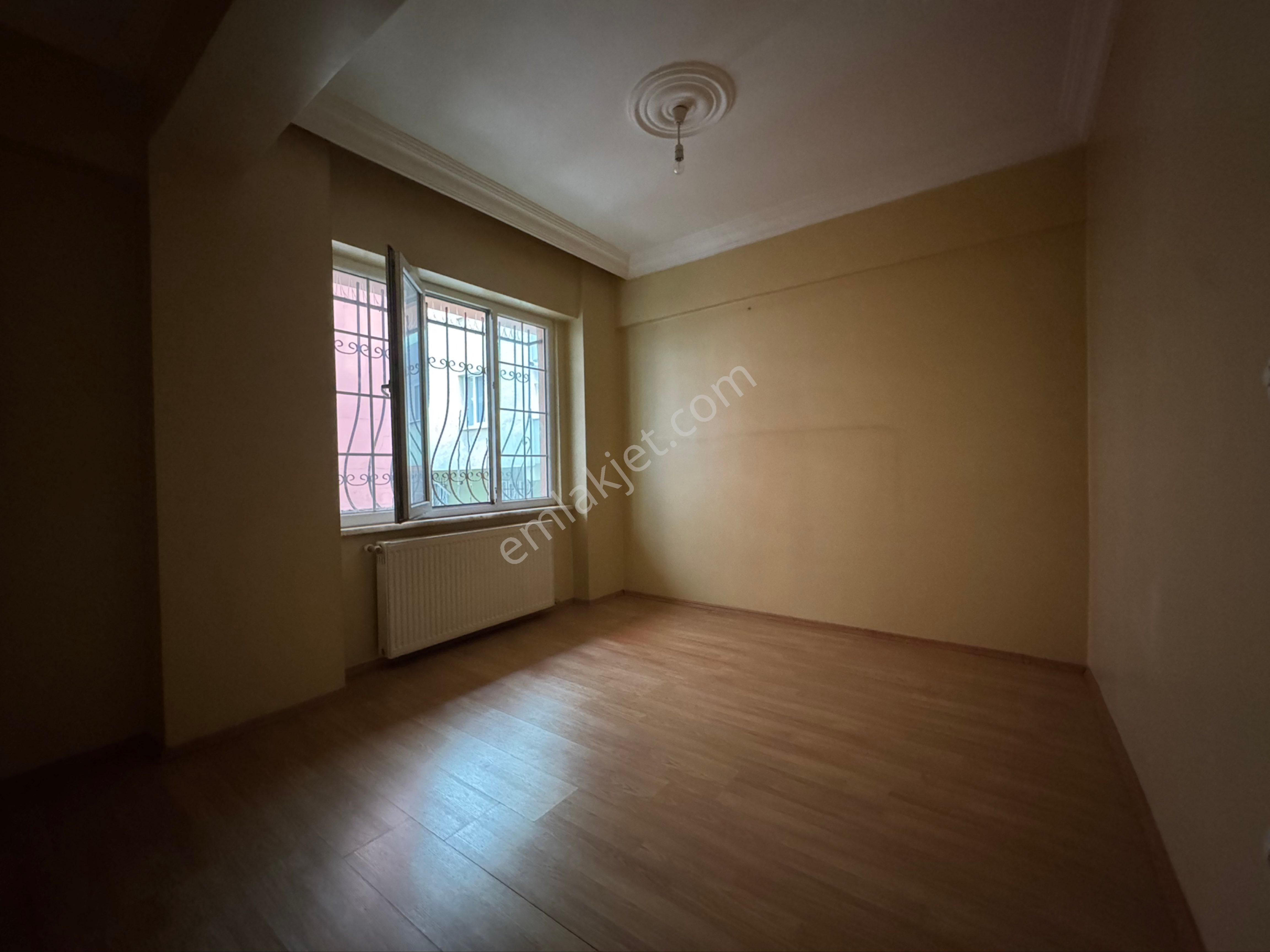 Molla Team Bayrampaşa Yıldırım Mahallesi Çandarlı Sokak 'ta 2+1 Kiralık Daire - Görsel 8