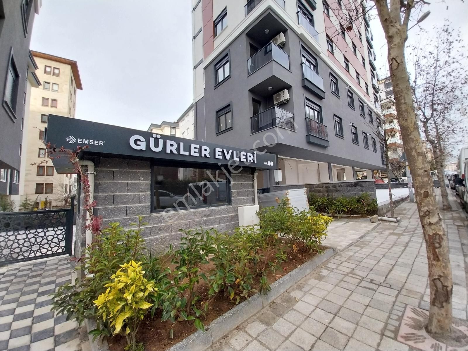 24 Saat Güvenlikli Sitede Merkezi Konumda Fırsat