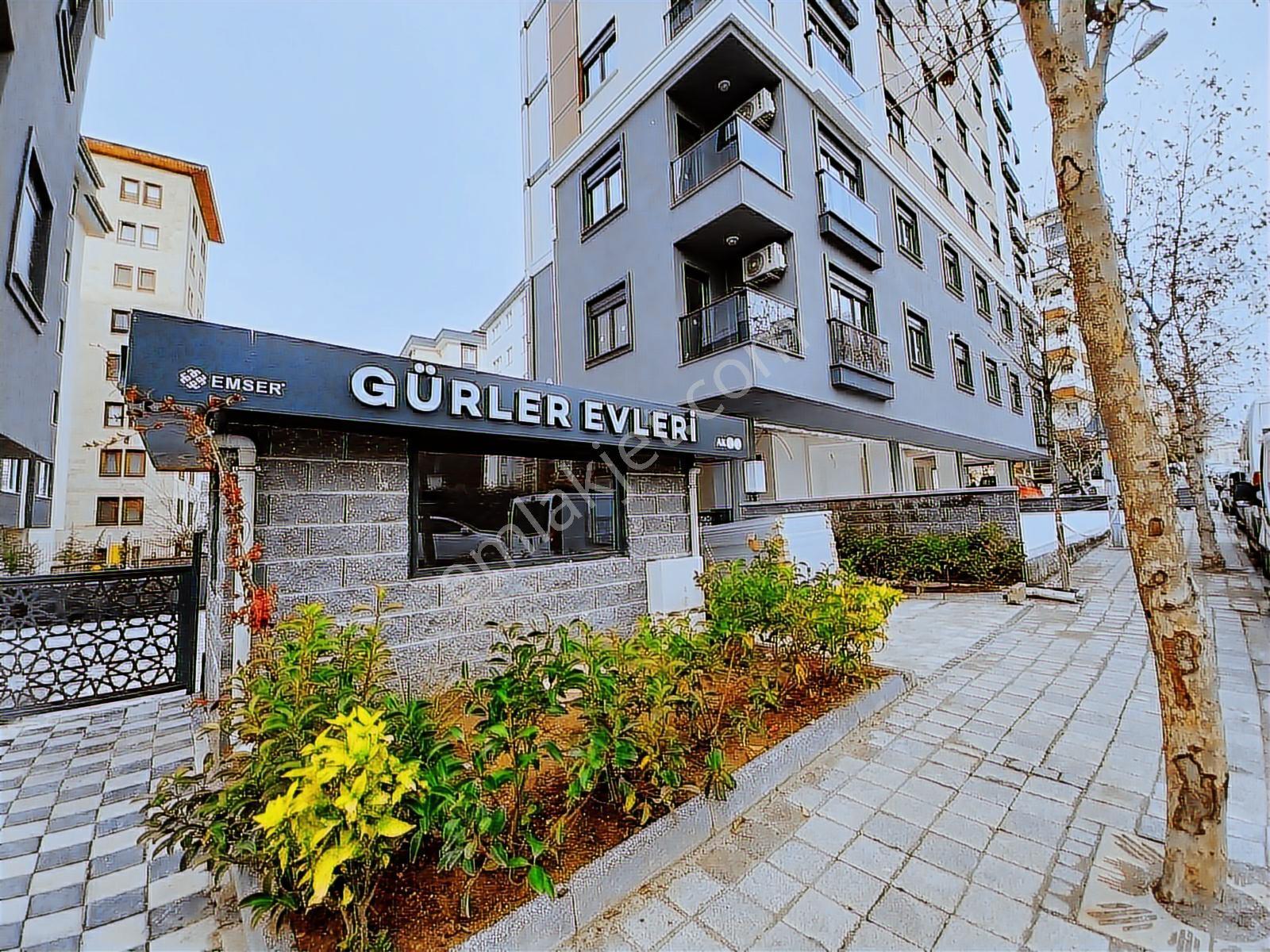 24 Saat Güvenlikli Sitede Merkezi Konumda Fırsat