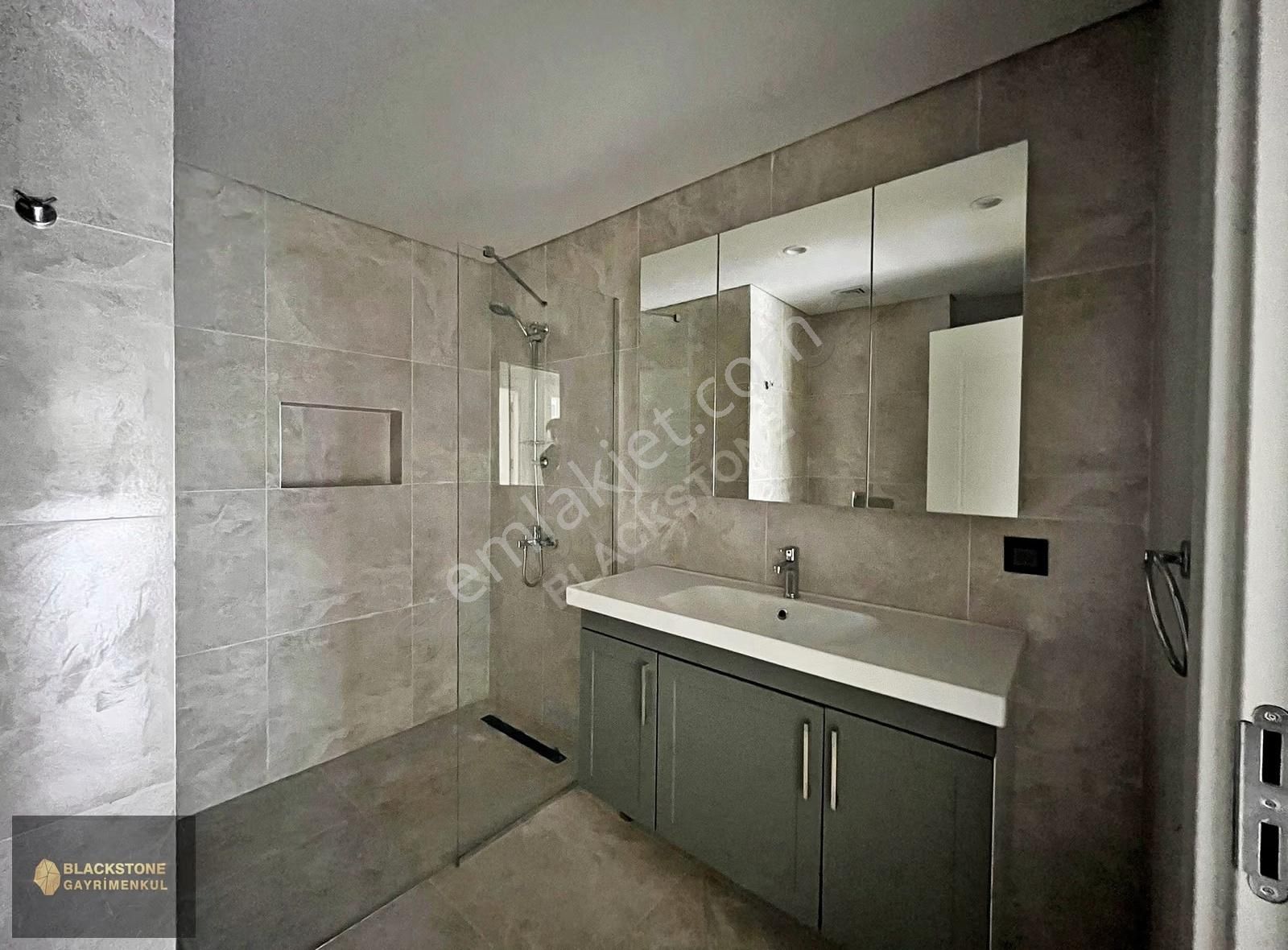 Üsküdar Yeni Çamlıca Konutları 2+1 Kiralık Arakat Daire - Görsel 12