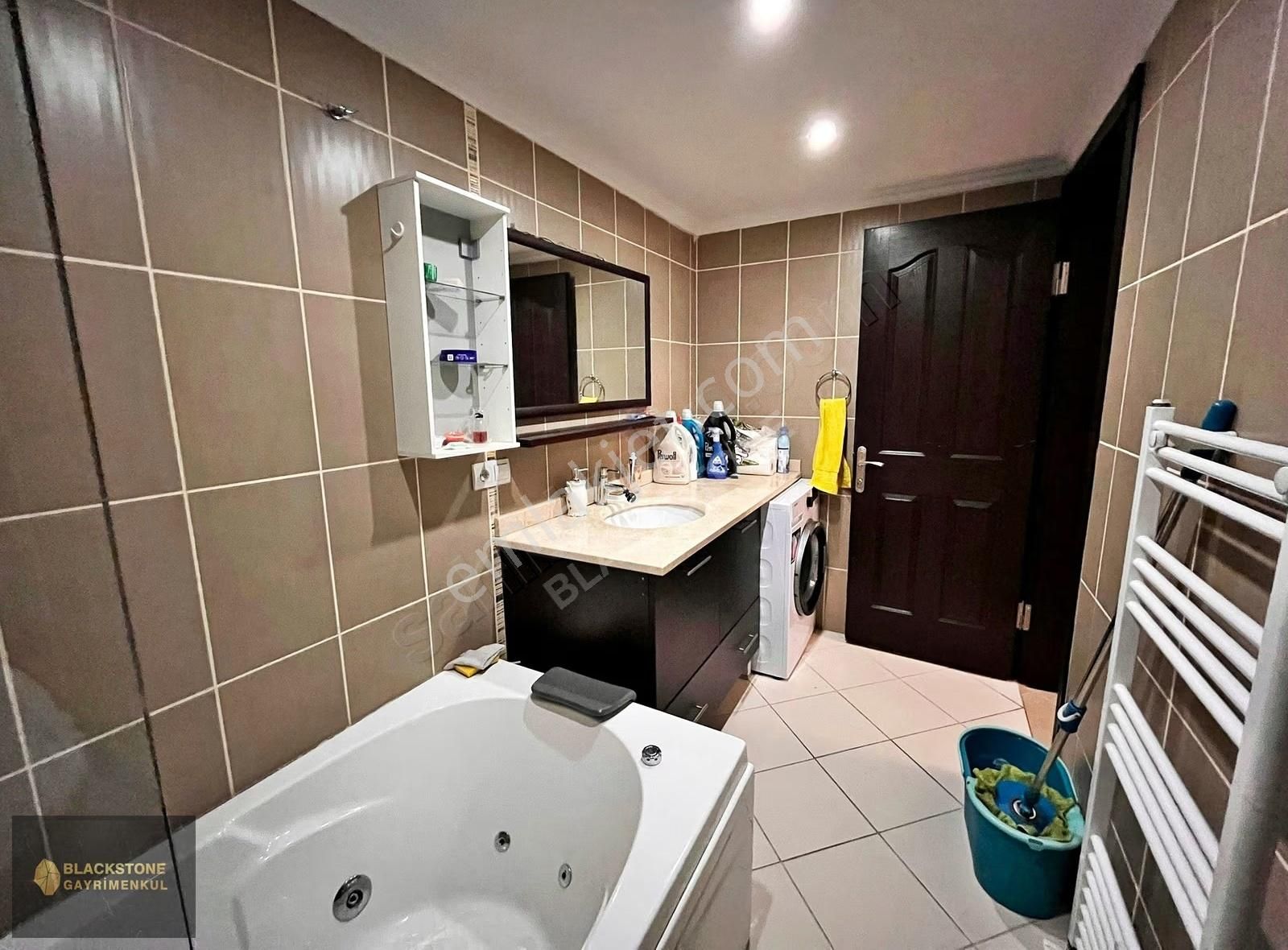 Sancaktepe Sarı Evler Sitesi 3+1 Satılık Güzel Konumda Fırsat - Görsel 24