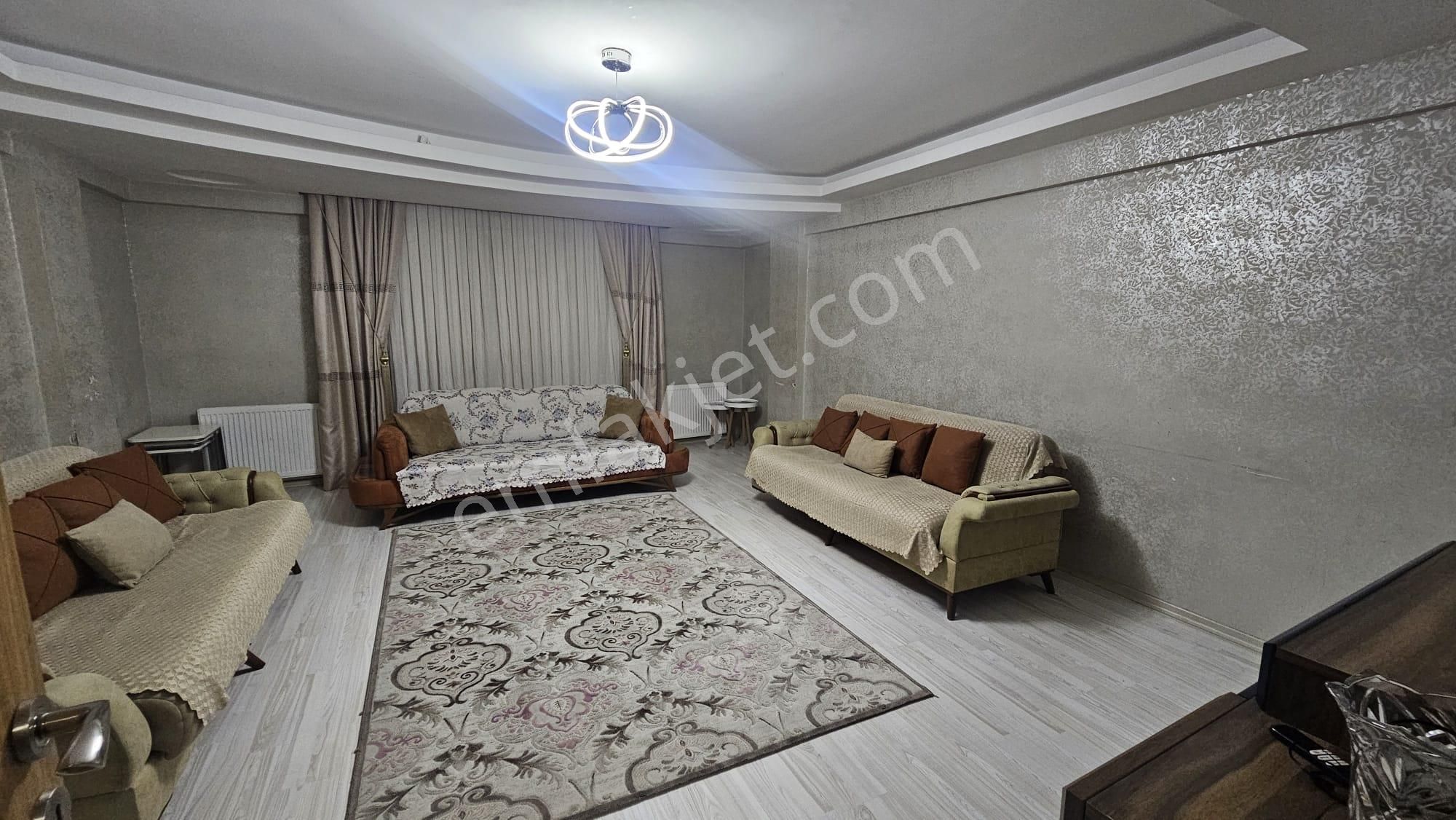 Molla Team Emlaktan 2+1 Satılık Daire (iskanlı)