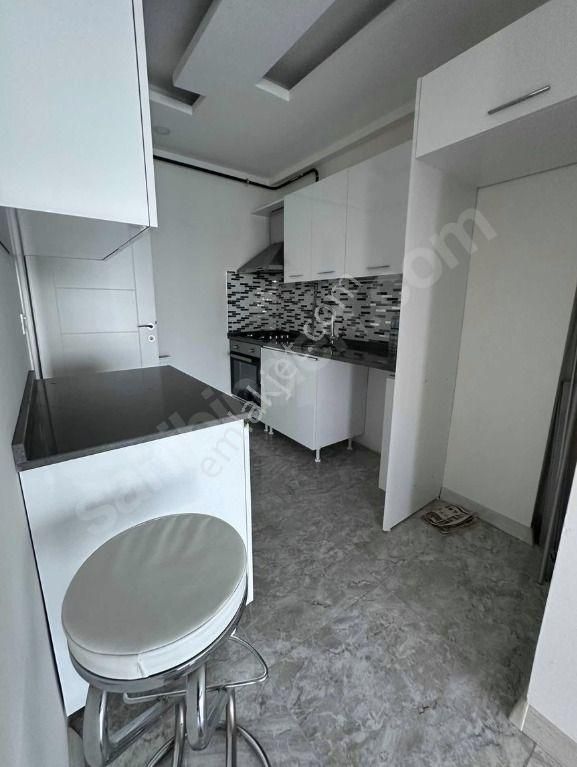 Delux'den Anayola Cepheli Deniz Manzaralı Dublex 4+1 Daire - Görsel 9