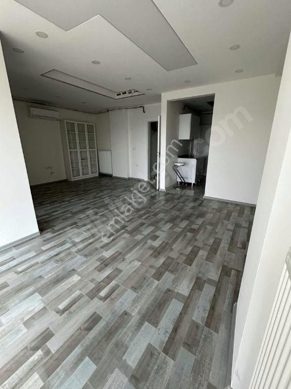 Delux'den Anayola Cepheli Deniz Manzaralı Dublex 4+1 Daire - Görsel 3