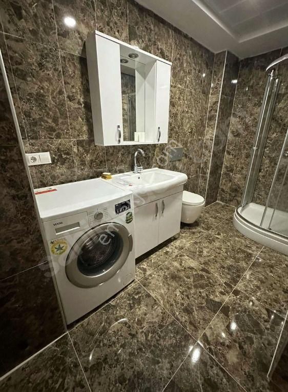 Delux'den Anayola Cepheli Deniz Manzaralı Dublex 4+1 Daire - Görsel 15