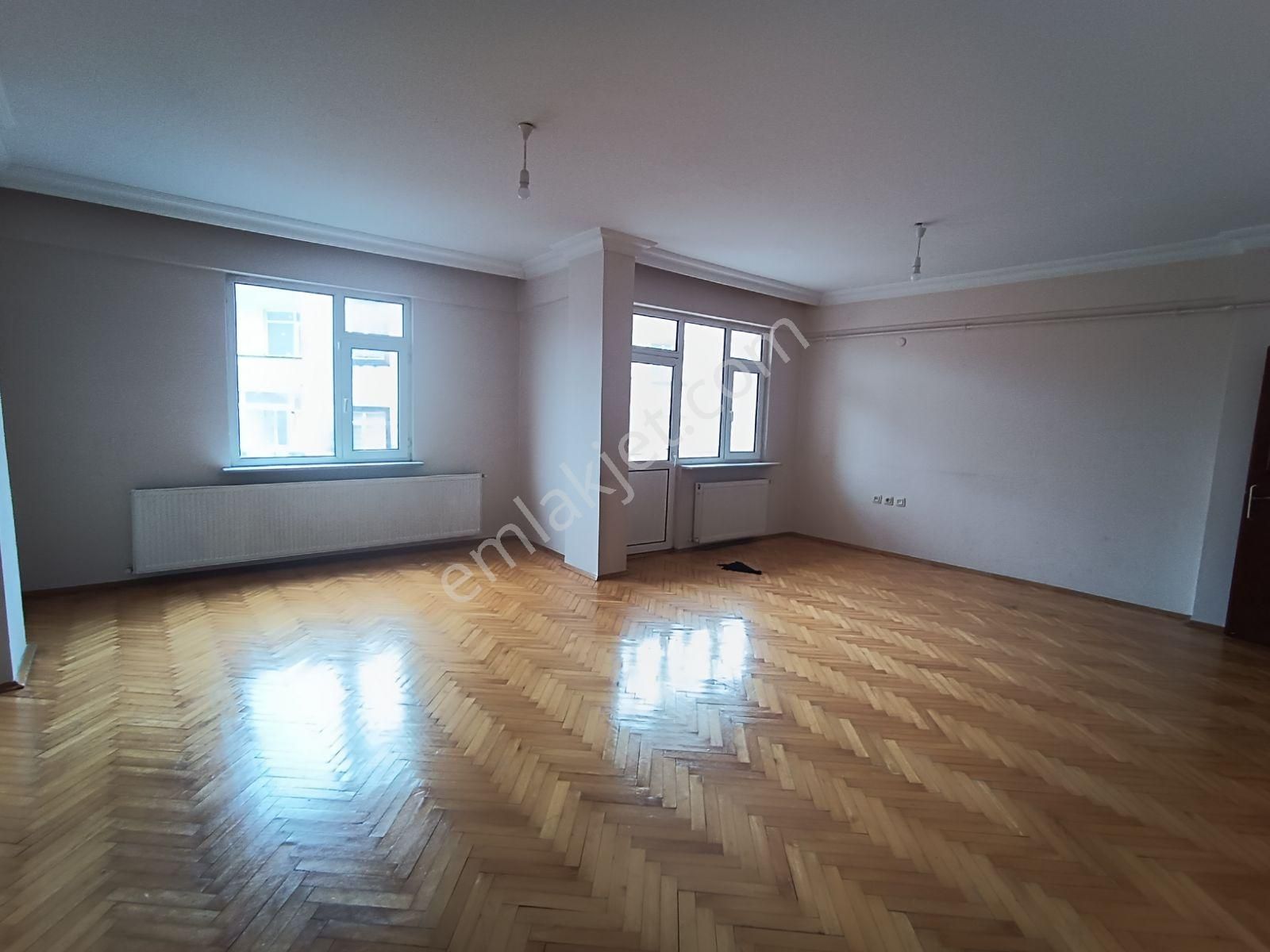 Üsk Yavuztürk Mah.3+1 Arakat Merkezde Kiralık Daire - Görsel 6
