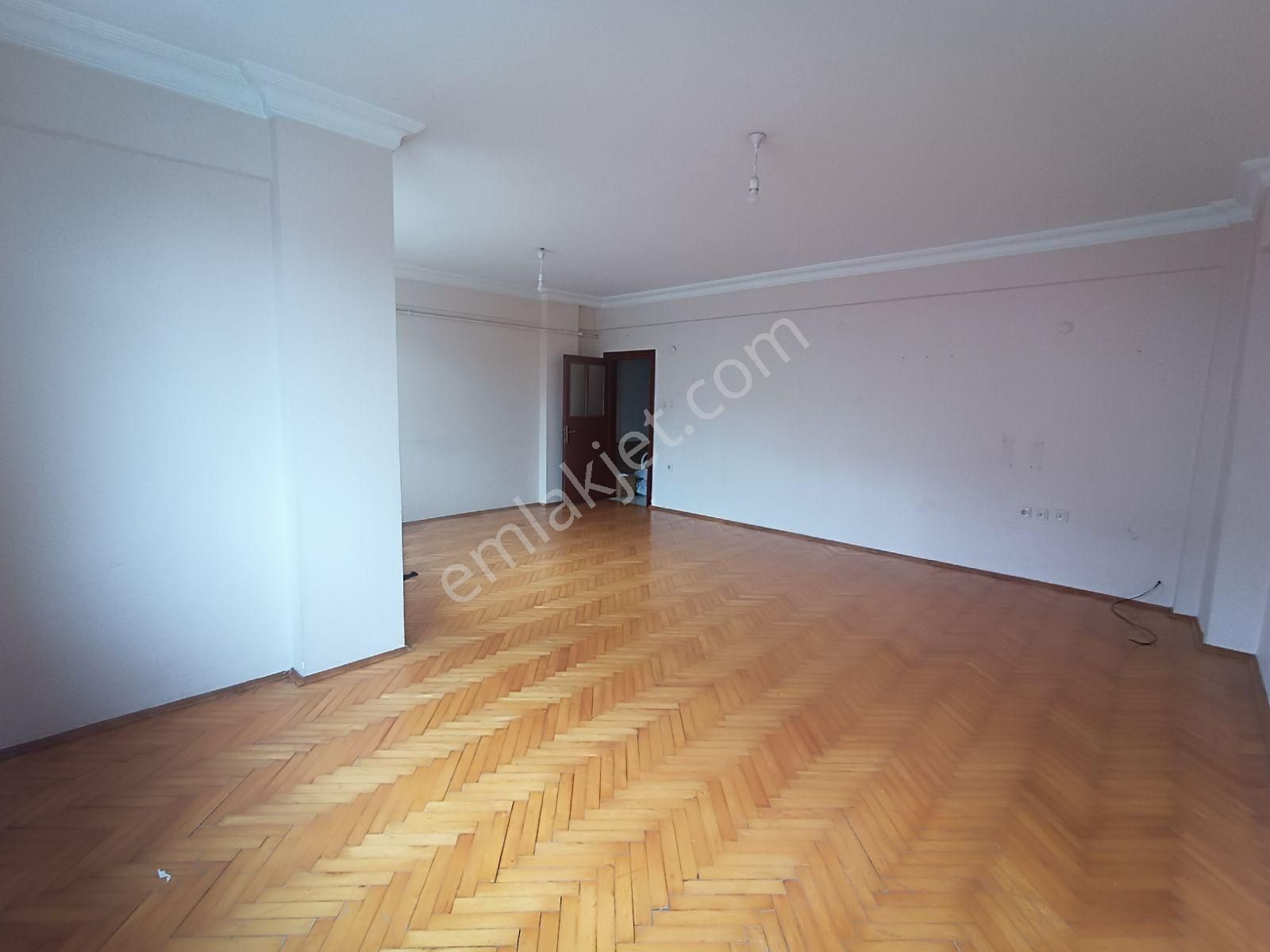 Üsk Yavuztürk Mah.3+1 Arakat Merkezde Kiralık Daire - Görsel 8