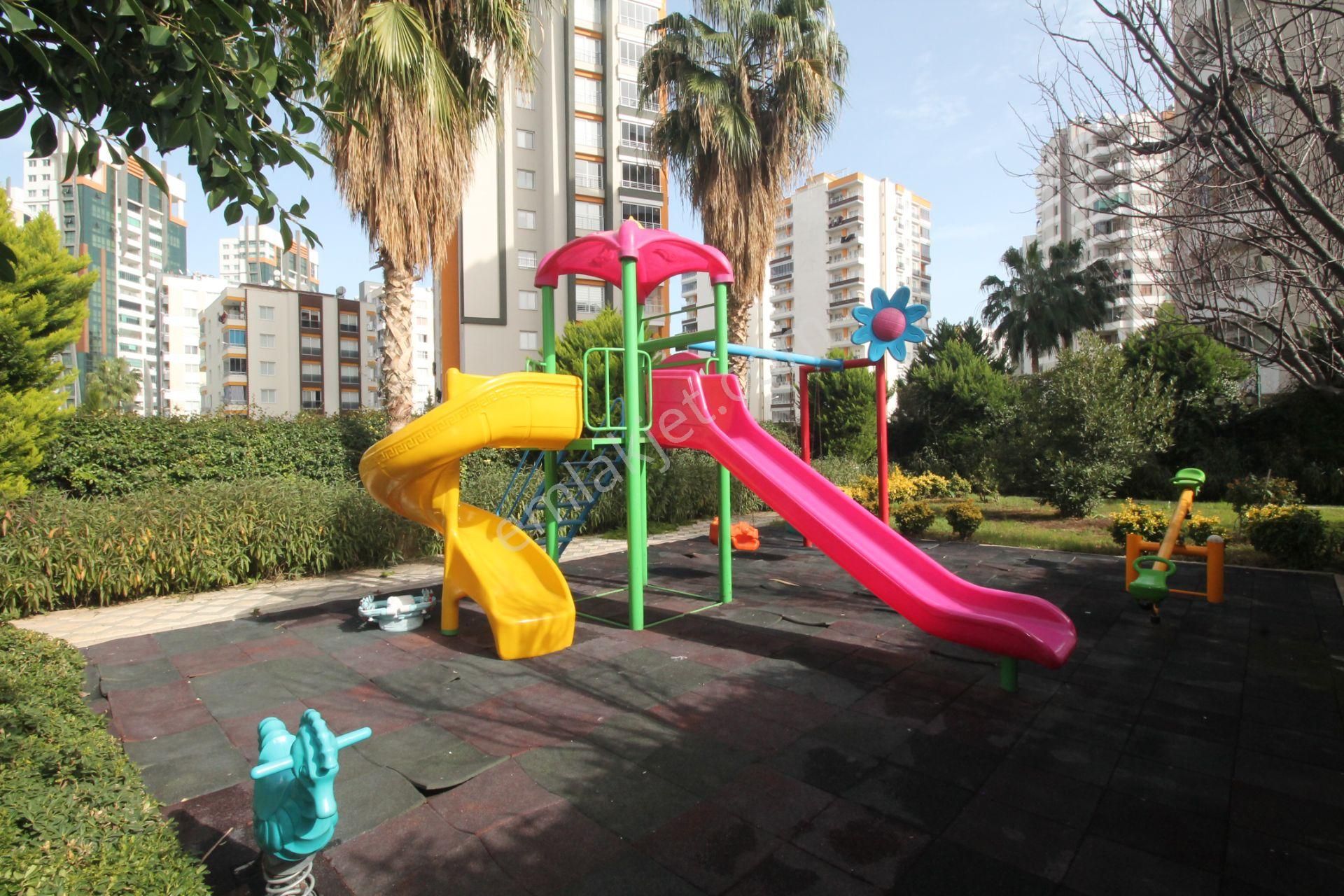 Retro’dan Mezitli’nin Markasında Yerinizi Ayırdığımız Lüks 5+1 - Görsel 38