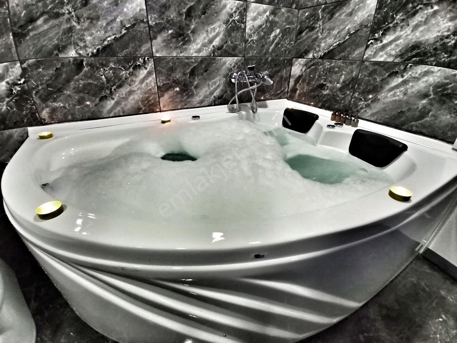 Boğa Ve Rıhtıma 5dk Yürüme Mesafesinde Jakuzili Lüks 1+0 Studıo Suite - Görsel 3