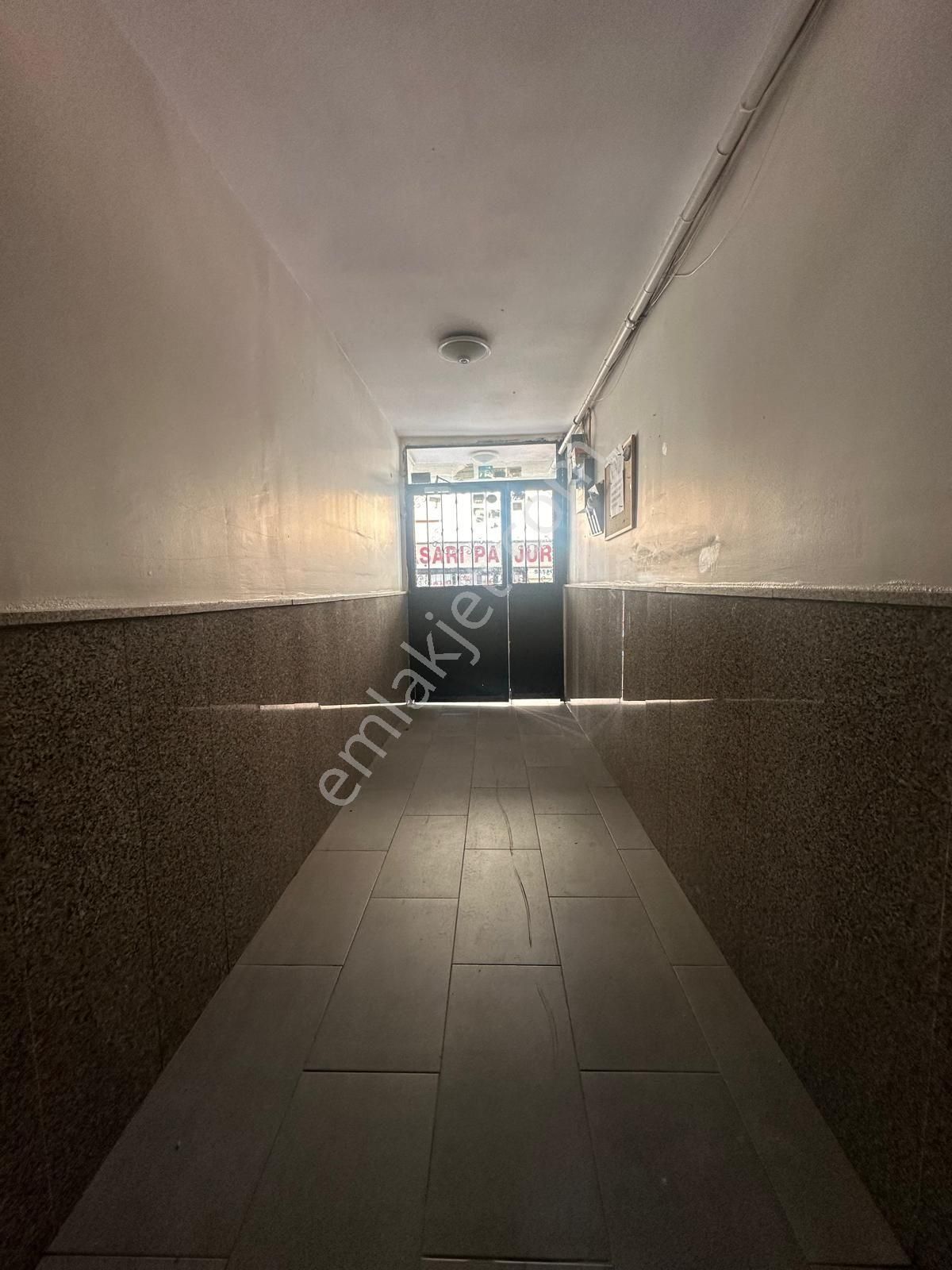 Maltepe Fındıklı'da Tadilatlı Satılık Bahçe Katı 3+1 Daire - Görsel 12