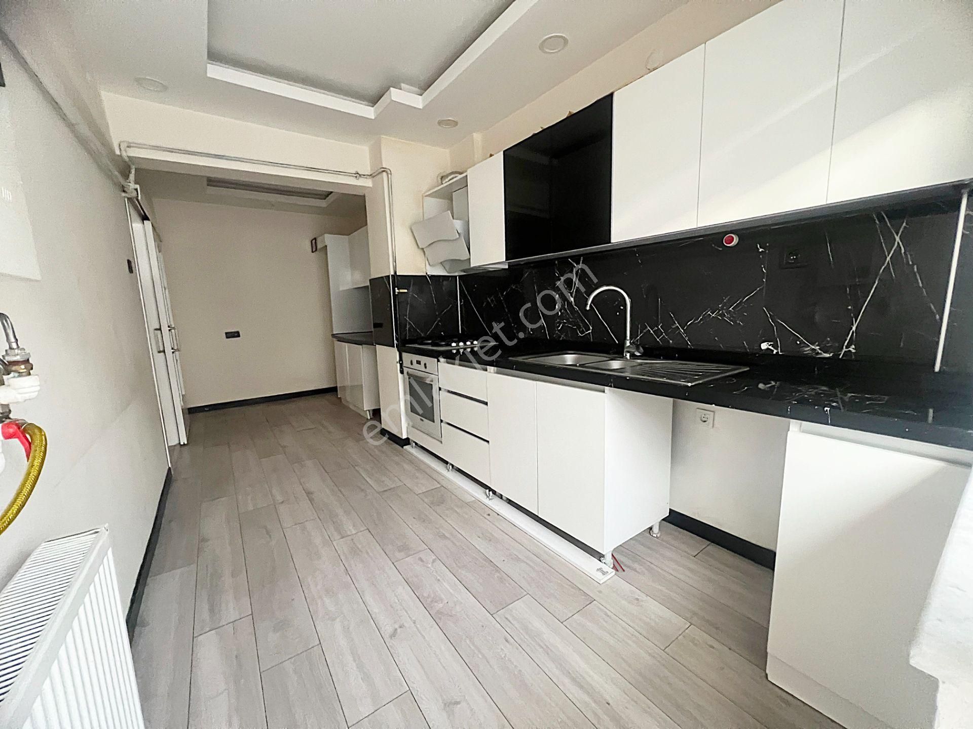 Demetlale Mah Metronun Yanı Başında Ful Yapılı Manzaralı Kiralık - Görsel 3