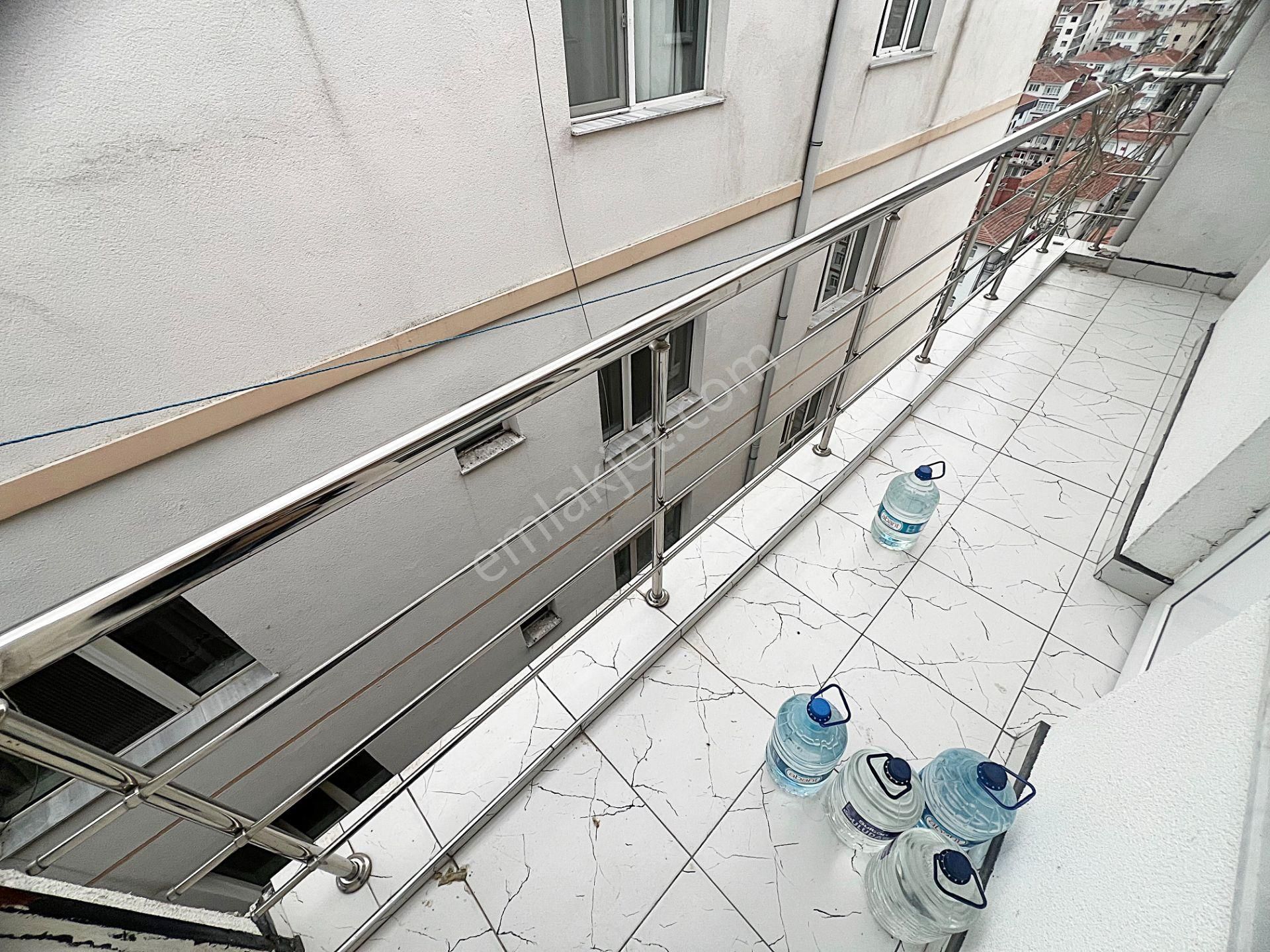 Demetlale Mah Metronun Yanı Başında Ful Yapılı Manzaralı Kiralık - Görsel 30