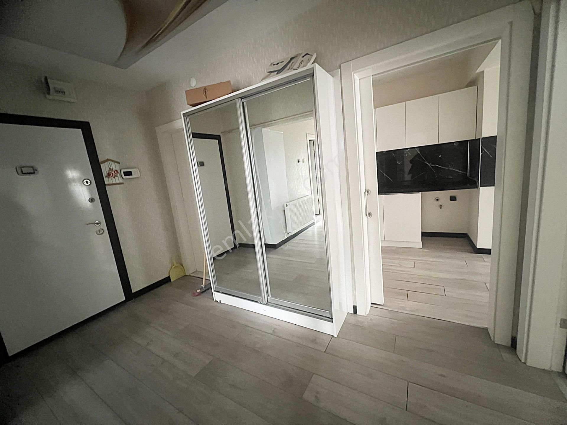 Demetlale Mah Metronun Yanı Başında Ful Yapılı Manzaralı Kiralık - Görsel 27