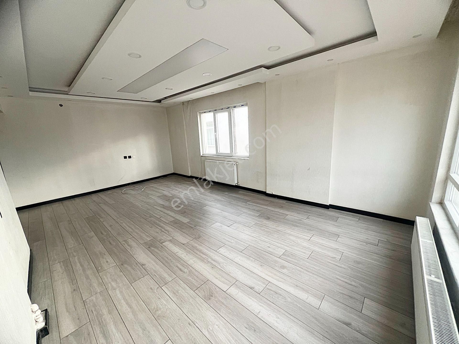 Demetlale Mah Metronun Yanı Başında Ful Yapılı Manzaralı Kiralık - Görsel 10