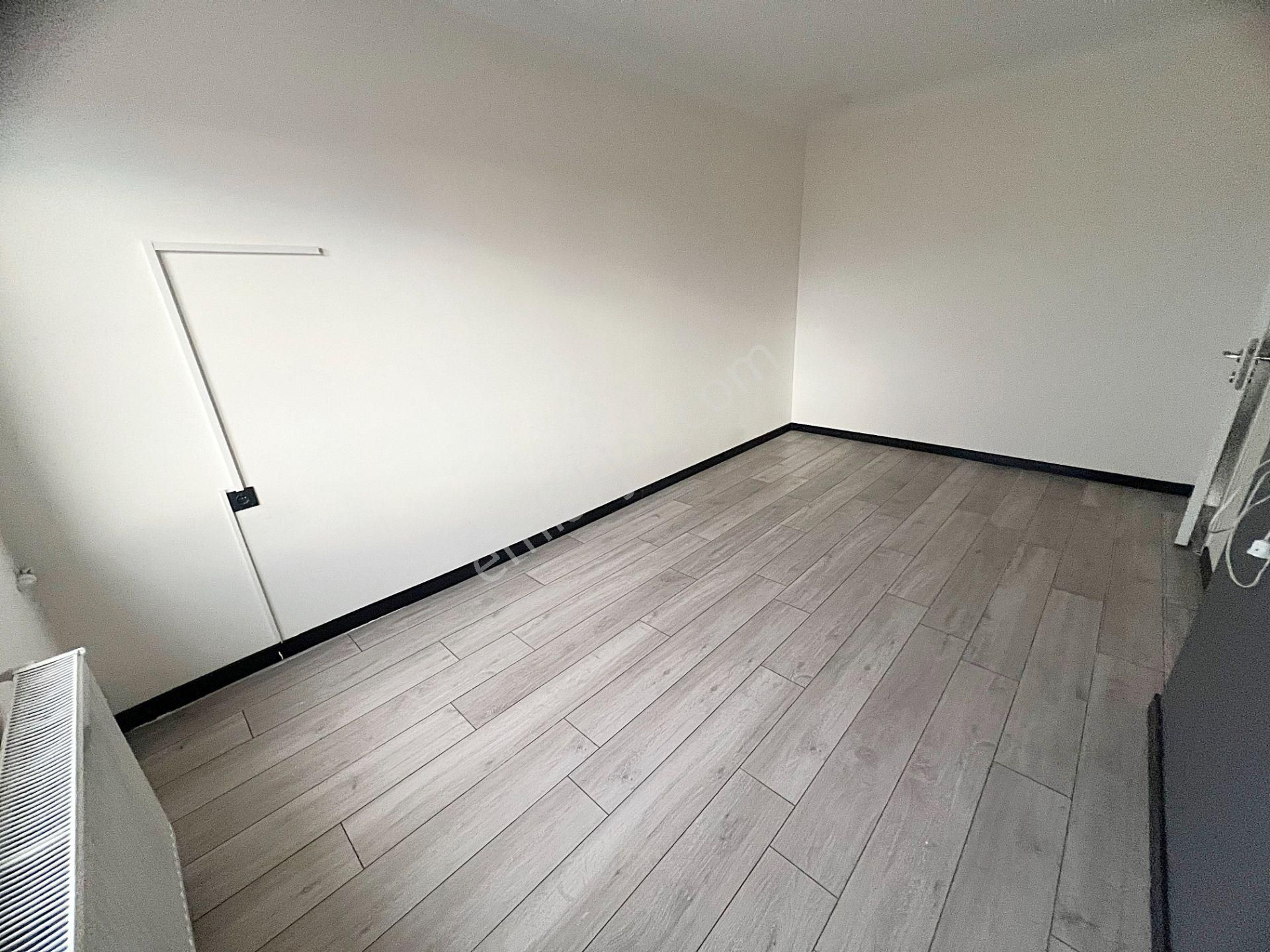 Demetlale Mah Metronun Yanı Başında Ful Yapılı Manzaralı Kiralık - Görsel 23