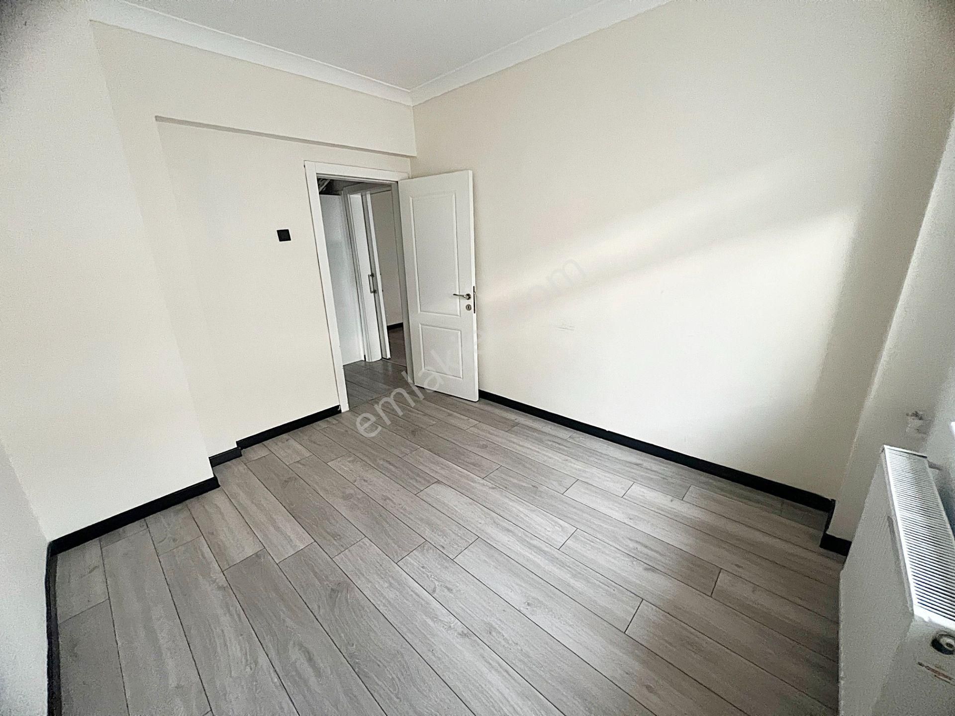 Demetlale Mah Metronun Yanı Başında Ful Yapılı Manzaralı Kiralık - Görsel 14