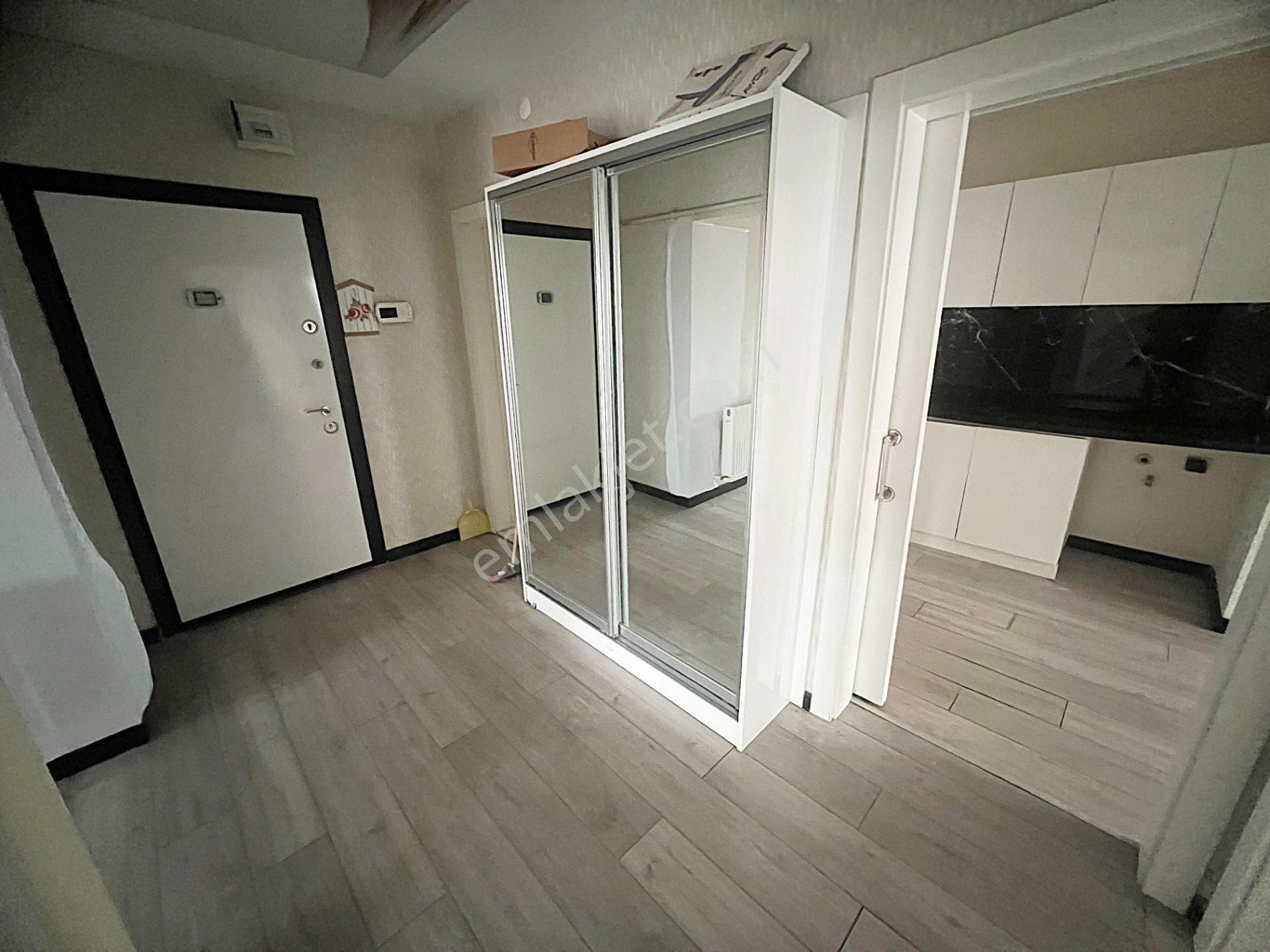 Demetlale Mah Metronun Yanı Başında Ful Yapılı Manzaralı Kiralık - Görsel 26