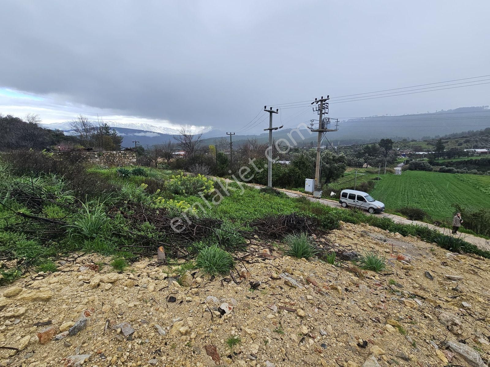 Seydikemer Ortaköy'de Manzaralı, Köyiçi İmarlı Satılık Arazi