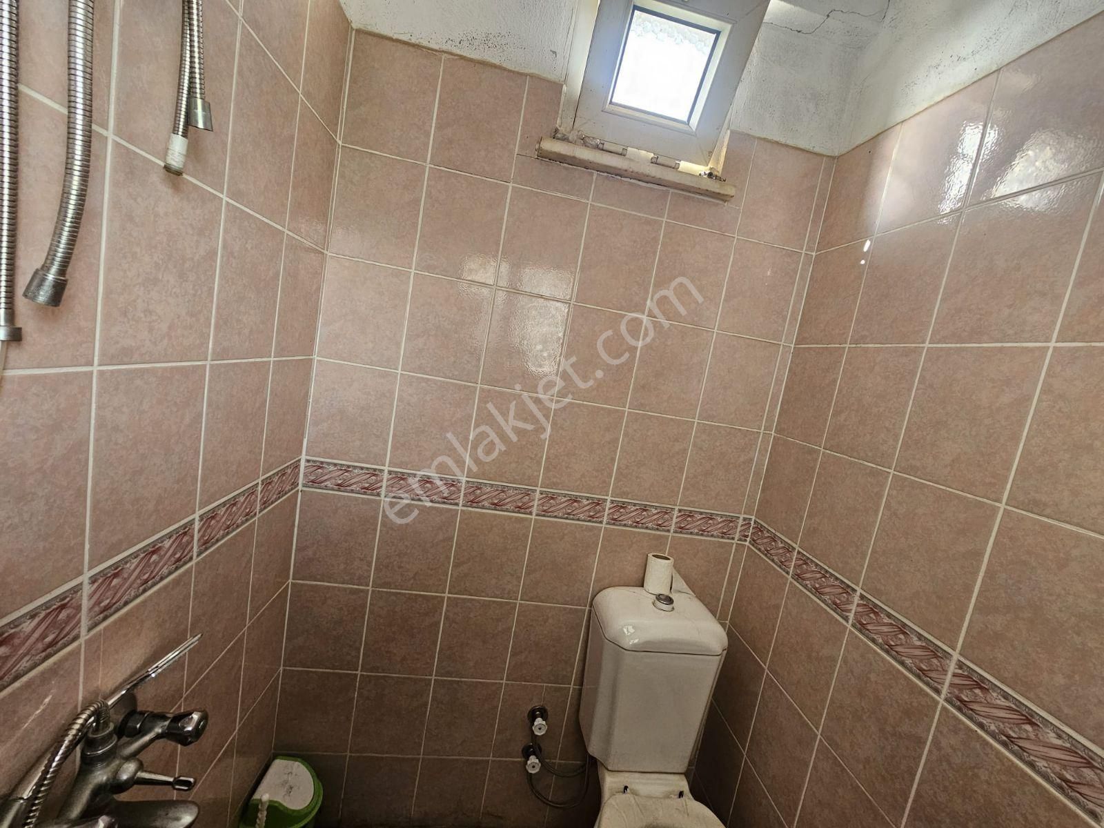Seydikemer S.zorlarda Yarı Müstakil Geniş Kiralık Daire - Görsel 23