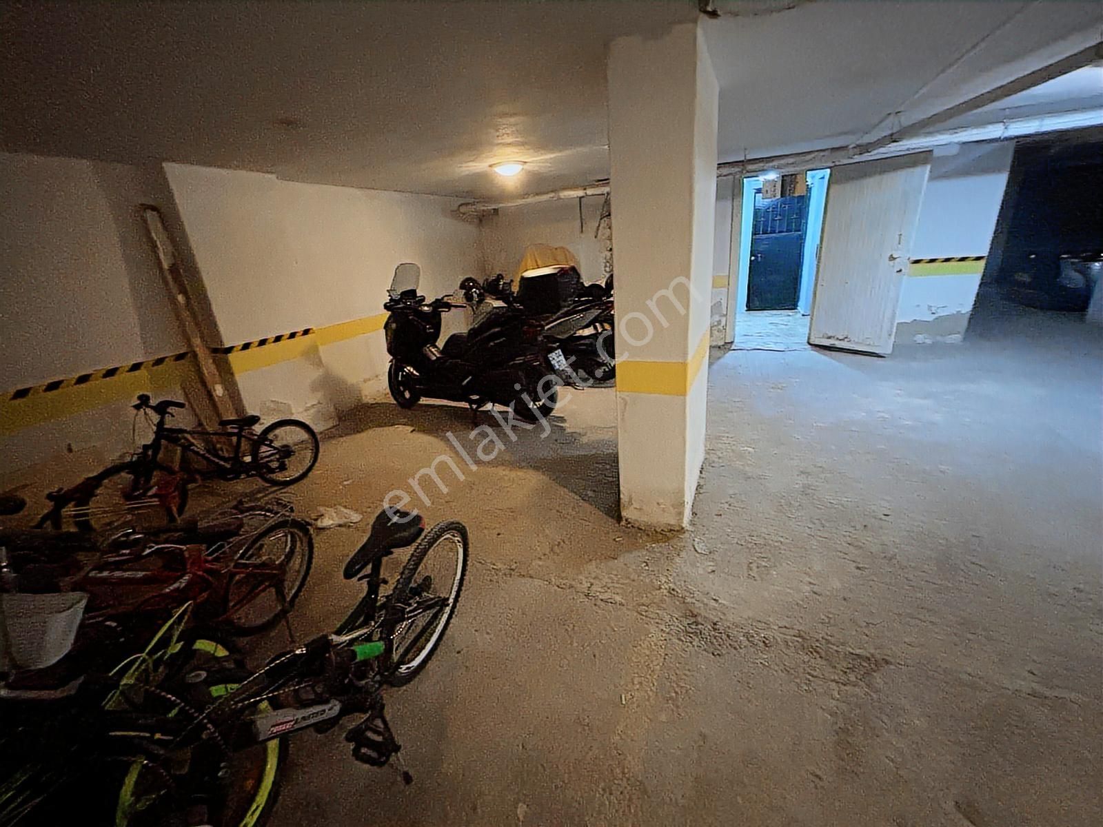 F-l Emlaktan Bulgurluya Komşu Yunus Emre Cad Yakını 3+1 Ebeveynl - Görsel 30