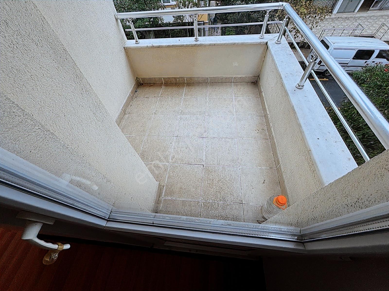 F-l Emlaktan Bulgurluya Komşu Yunus Emre Cad Yakını 3+1 Ebeveynl - Görsel 2