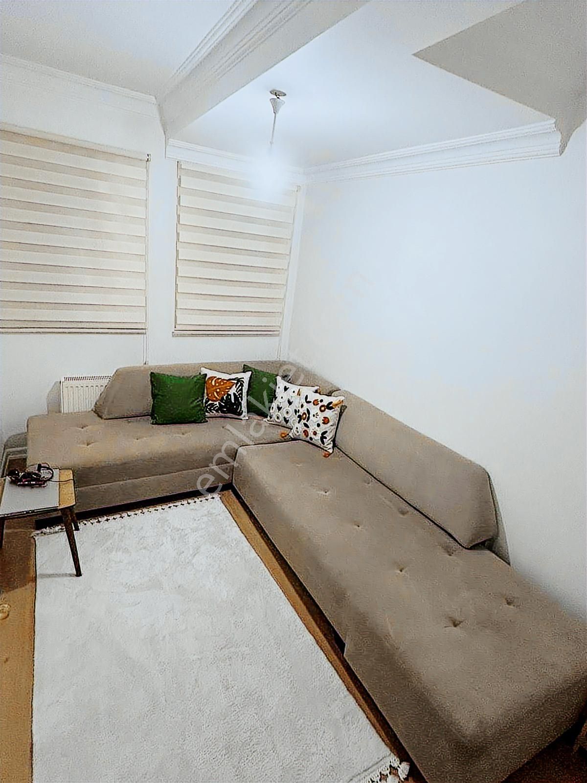 Valentia'dan Natoyolu Cadde Yakını Yapılı 3+1 Satılık Daire !!! - Görsel 8