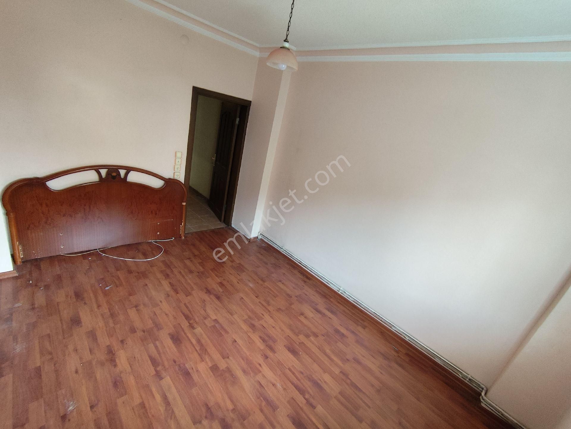 Tepebaşı Mahallesi Bayrak Sokak Metro Yakını Manzaralı 3+1 Daire - Görsel 17