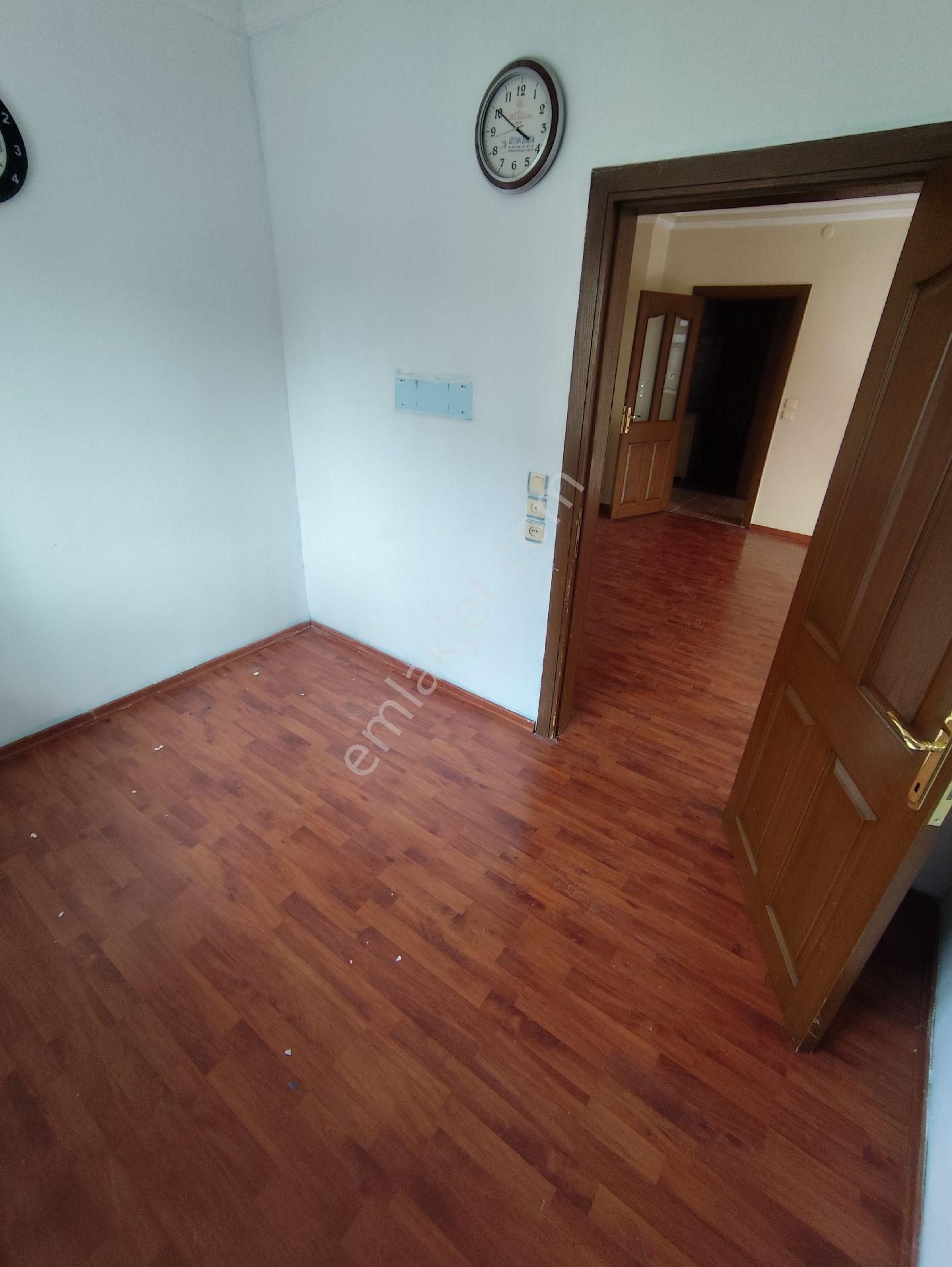 Tepebaşı Mahallesi Bayrak Sokak Metro Yakını Manzaralı 3+1 Daire - Görsel 5