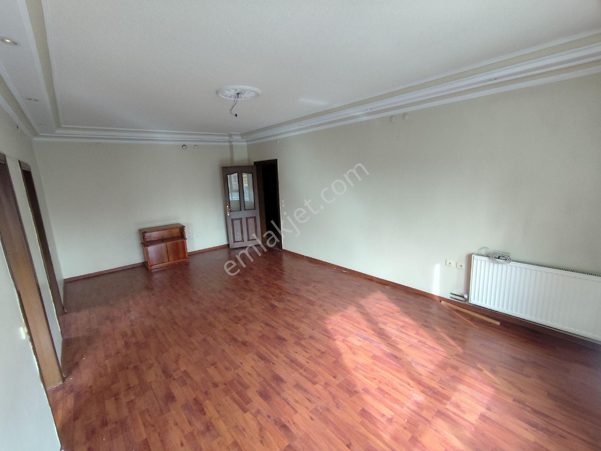 Tepebaşı Mahallesi Bayrak Sokak Metro Yakını Manzaralı 3+1 Daire - Görsel 2