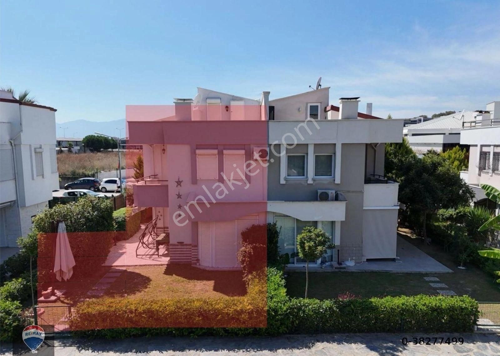 Kuşadası Karaova Mahallesi’nde Köşe Konumlu 3+1 Yazlık