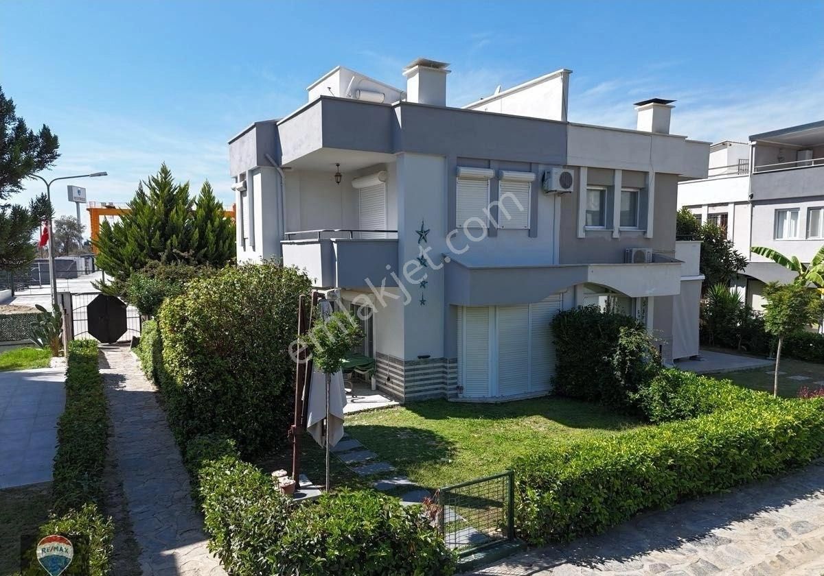 Kuşadası Karaova Mahallesi’nde Köşe Konumlu 3+1 Yazlık - Görsel 30
