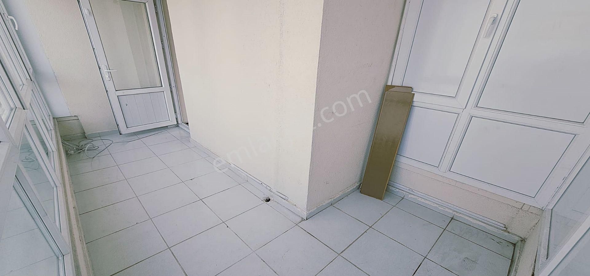 Kanuni De 3+1 Orta Kat Satılık 140m2 Daire - Görsel 4