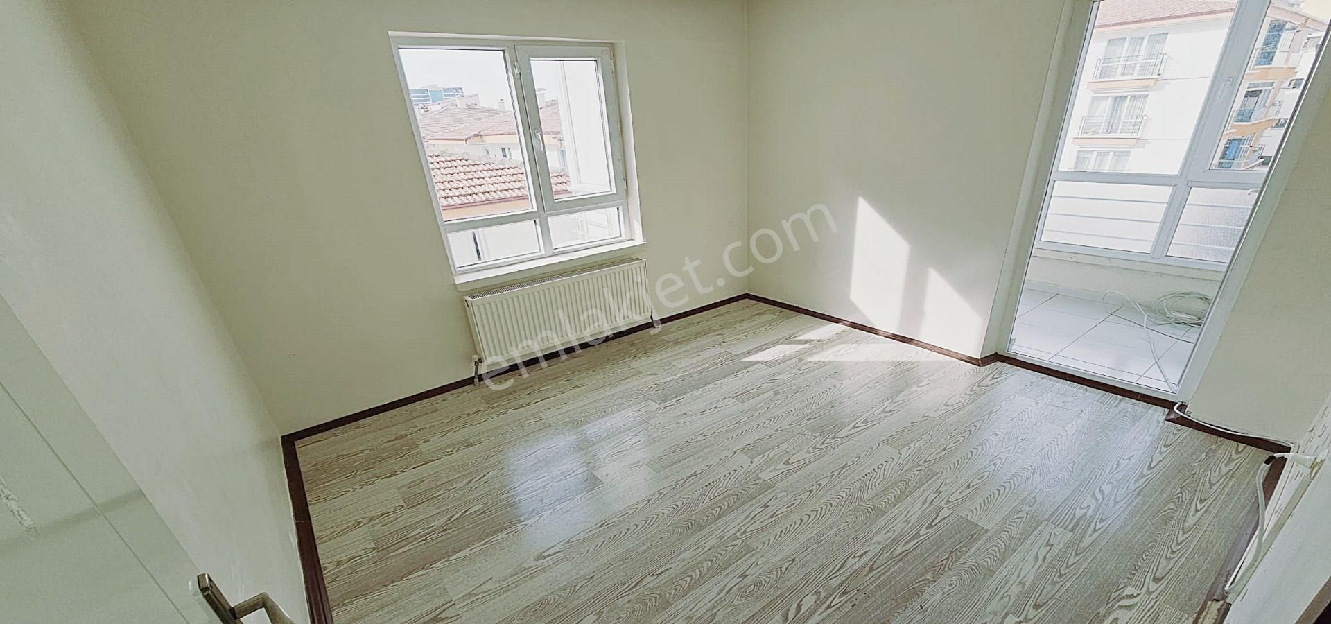 Kanuni De 3+1 Orta Kat Satılık 140m2 Daire - Görsel 3