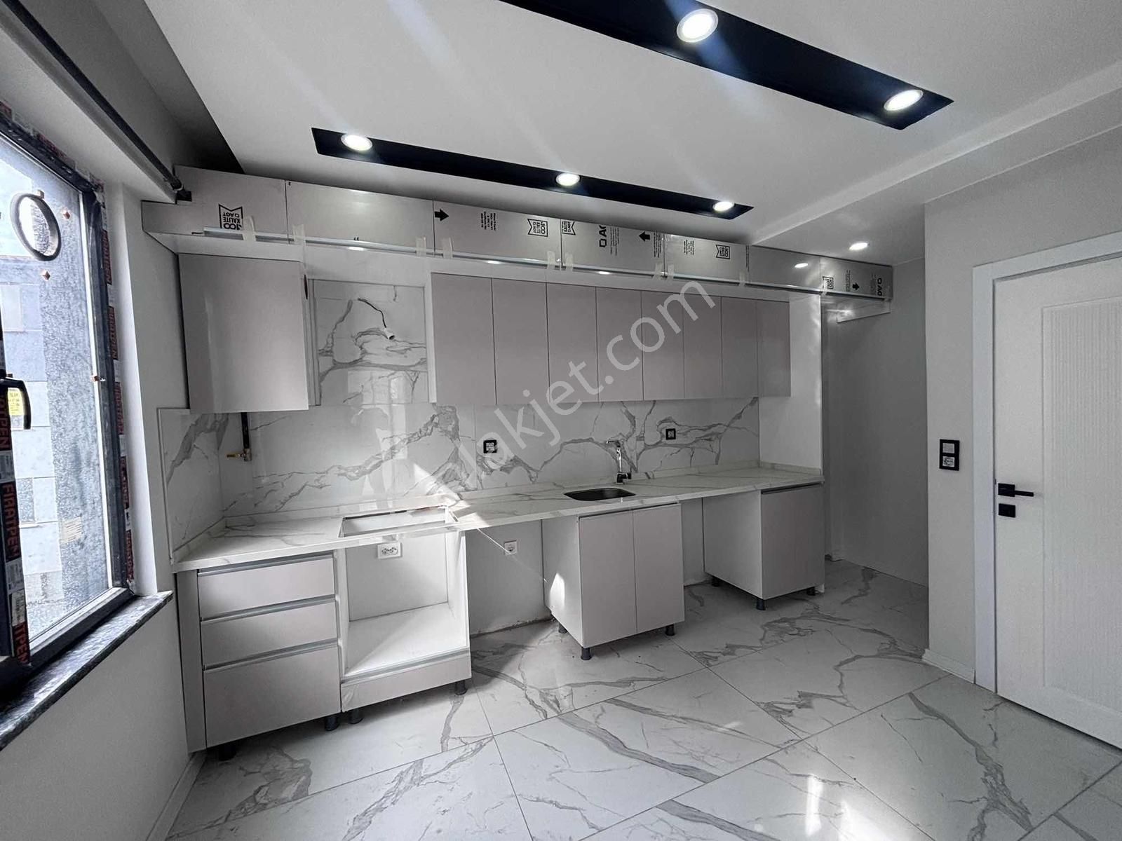 Fa Özbir'den Sarayda Yerden Isıtmalı Kapalıotoparklı Lüx3+1daire - Görsel 23