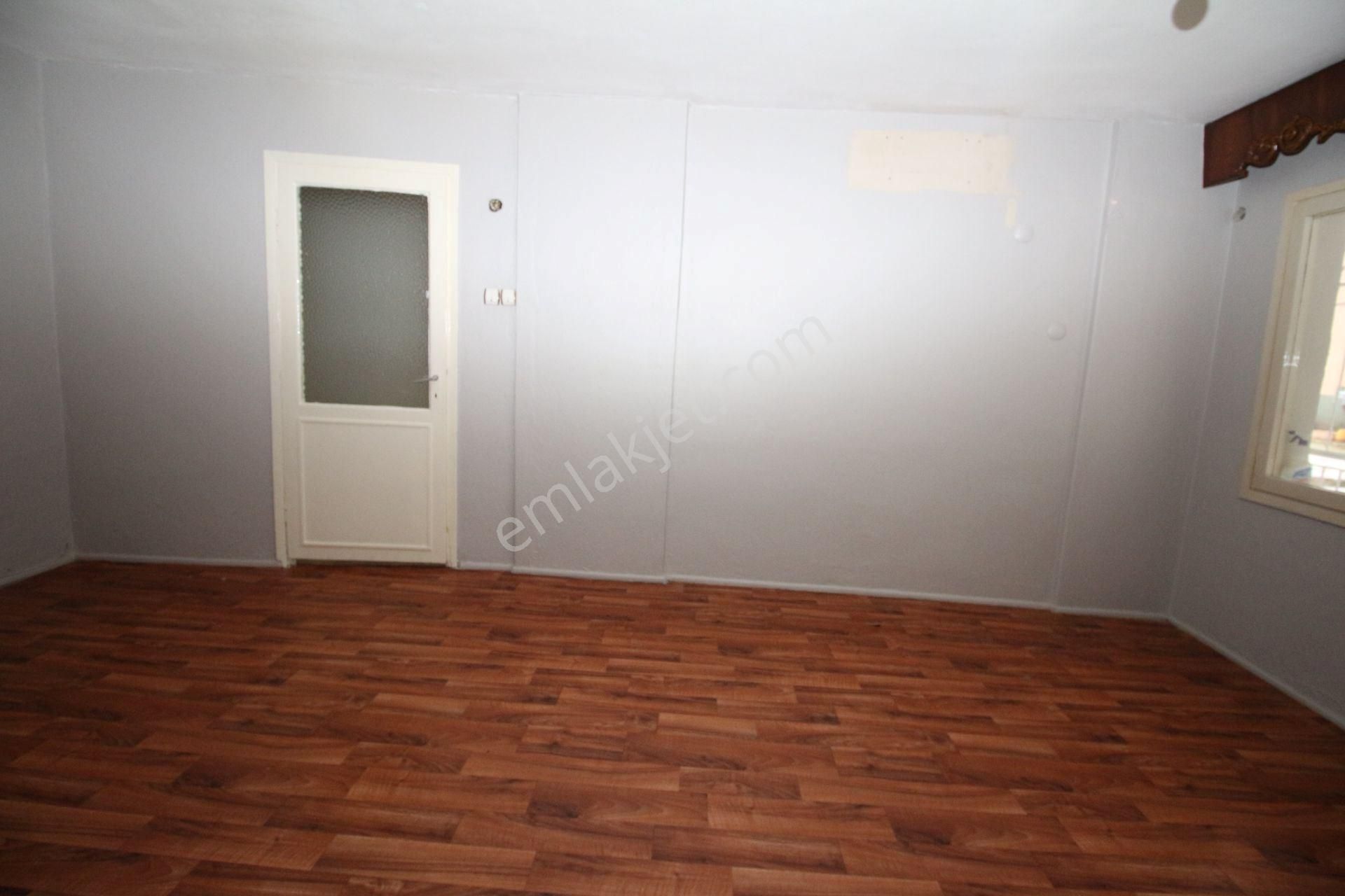 Demet Evler Mevkinde 3+1 Kiralık - Görsel 8