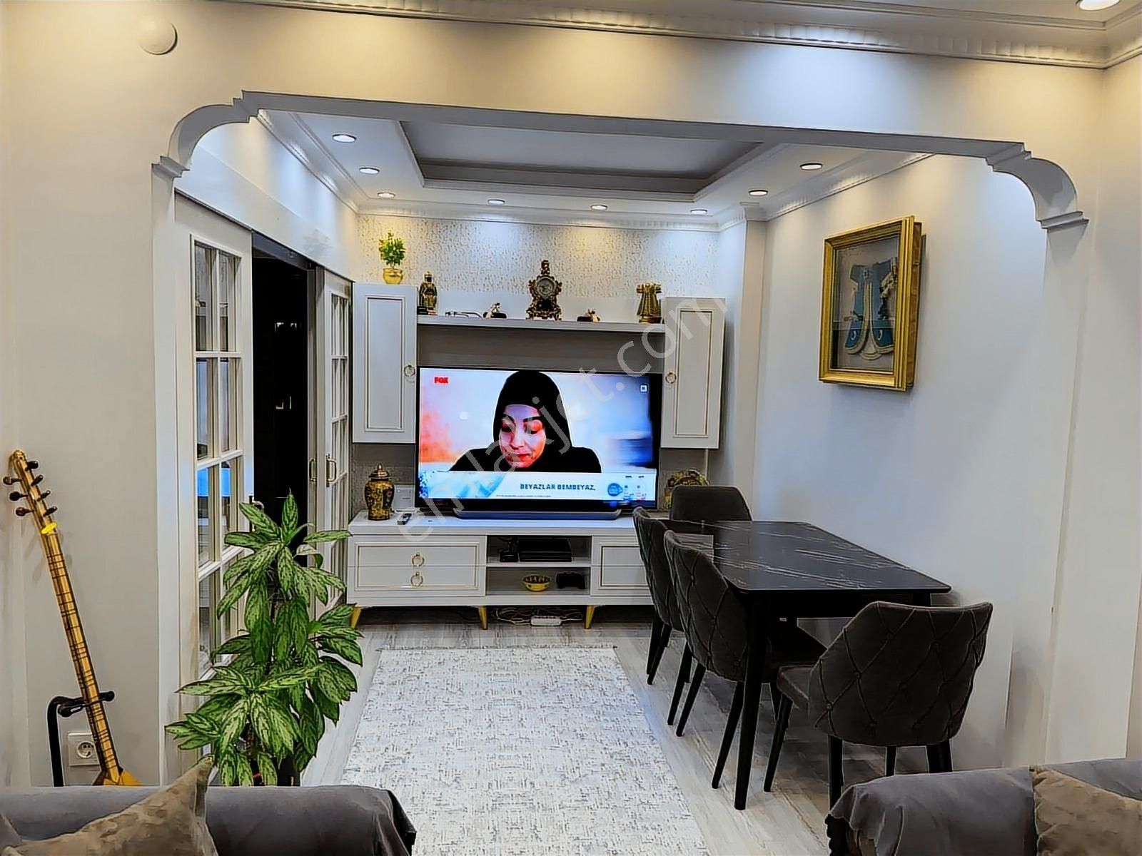 Çapa Civarı Satılık 3+1,1.kat Daire