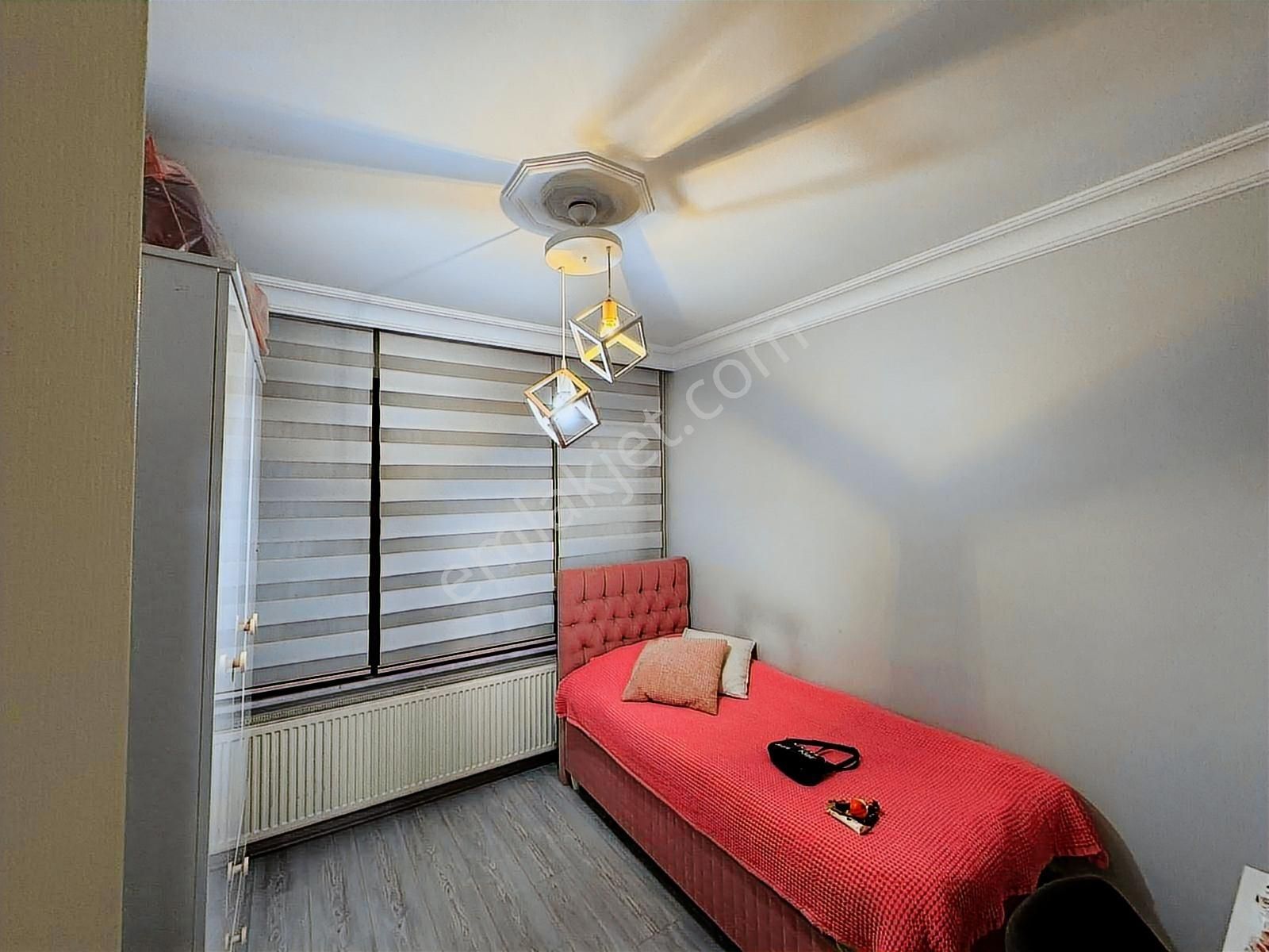 Çapa Civarı Satılık 3+1,1.kat Daire - Görsel 4