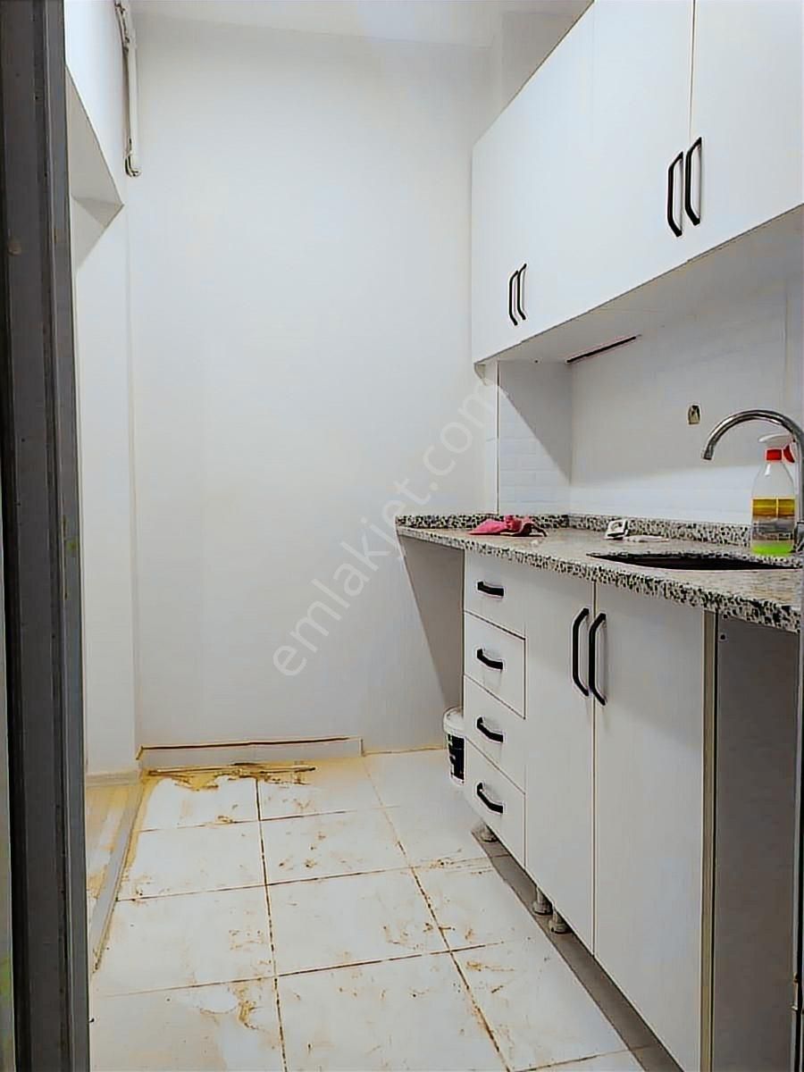 Şehremini De Satılık Yarı Bodrum Full Yapılı 2+1 Daire - Görsel 11