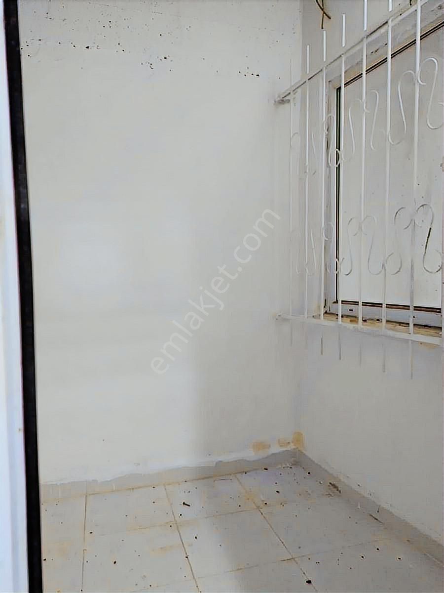 Şehremini De Satılık Yarı Bodrum Full Yapılı 2+1 Daire - Görsel 18