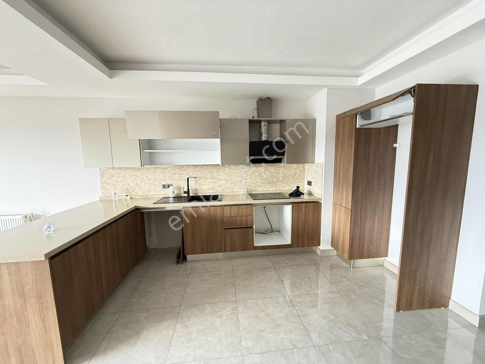 Serdivan Gölbaşı Konaklarında Kiralık 2+1 Bahçe Kullanımlı Daire - Görsel 14