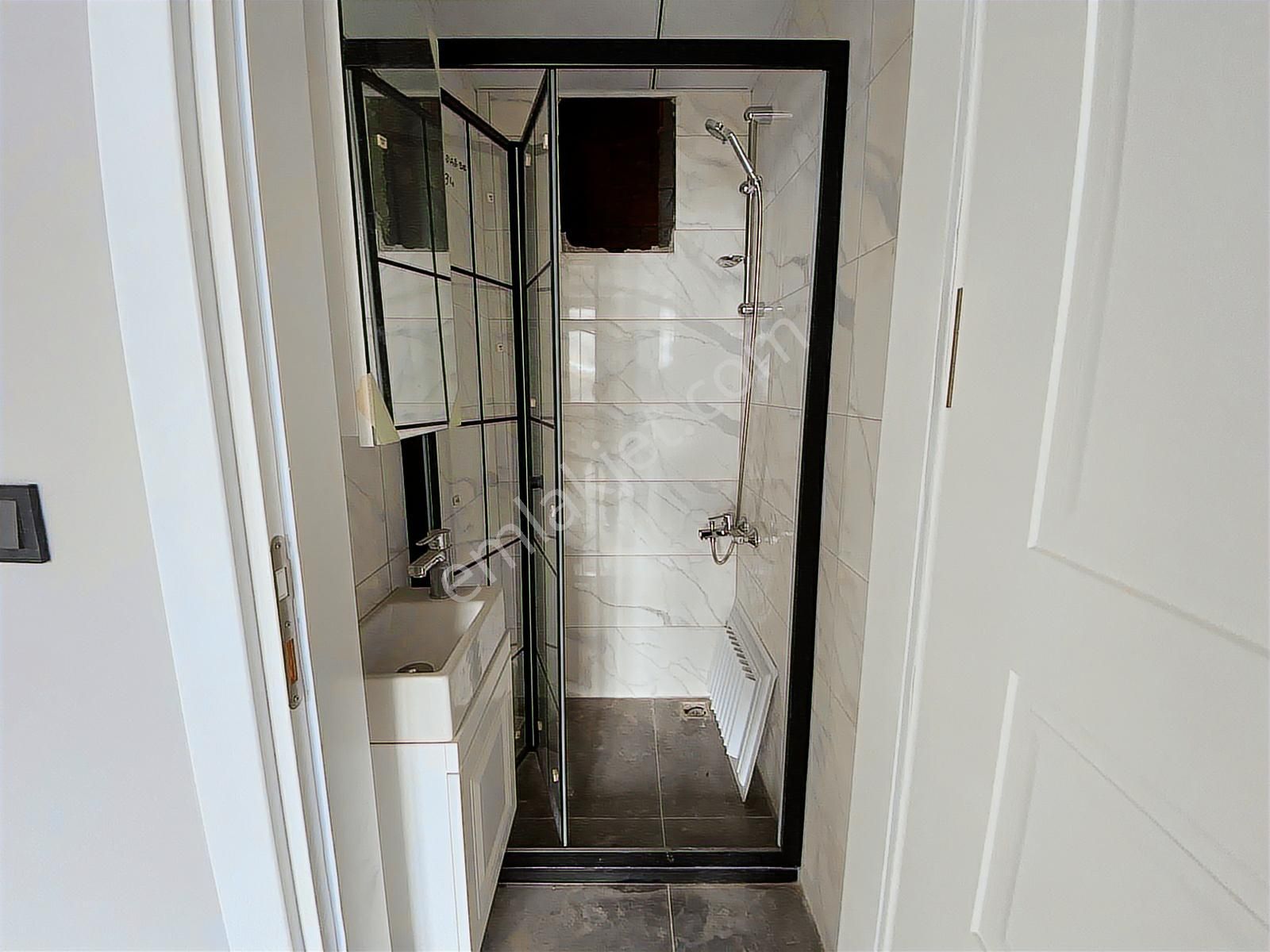 Balaç'ta 3+1 Bulvar Cephe Muhteşem Daire - Görsel 23