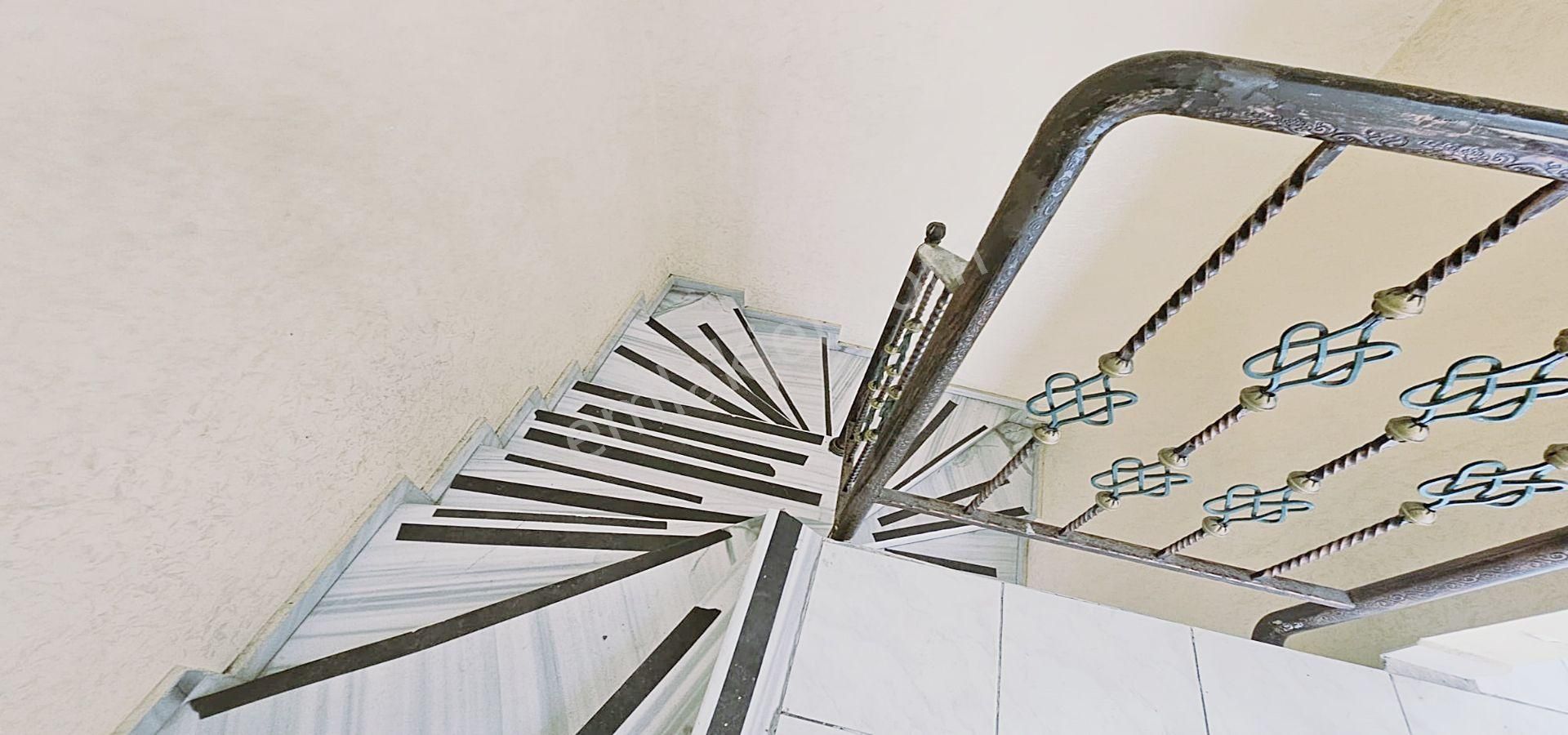 Esertepede 5+1 3 Ncü Kat Asansörlü Dublex - Görsel 5