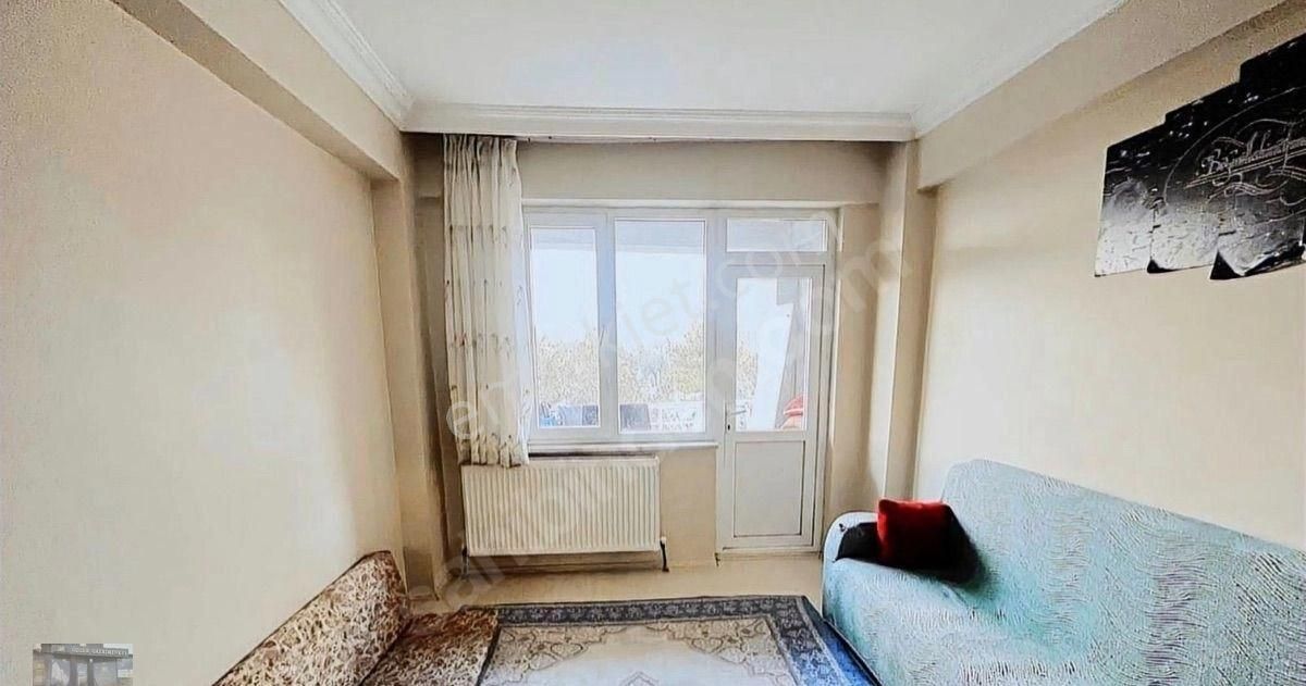 Sütlüce Mahallesinde Satılık Fırsat 2+1 Daire - Görsel 18