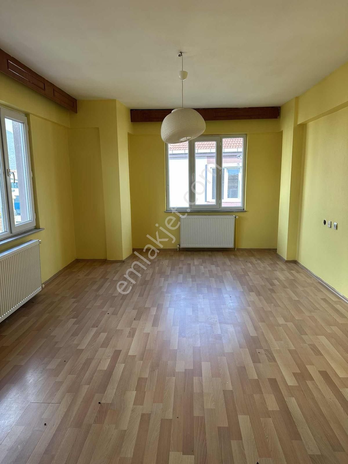 Manastır Emlak'tan Dereboyunda 3+1 Satılık Daire..!